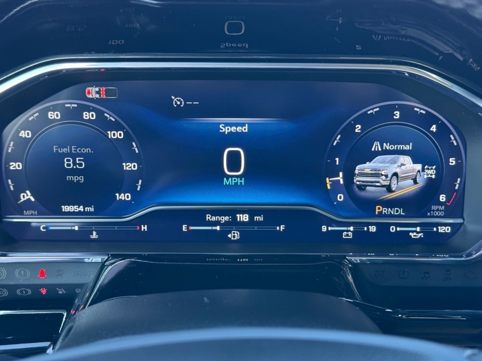 2025 Chevrolet Silverado 1500 4WD Crew Cab Standard Bed LT, 39207, Photo