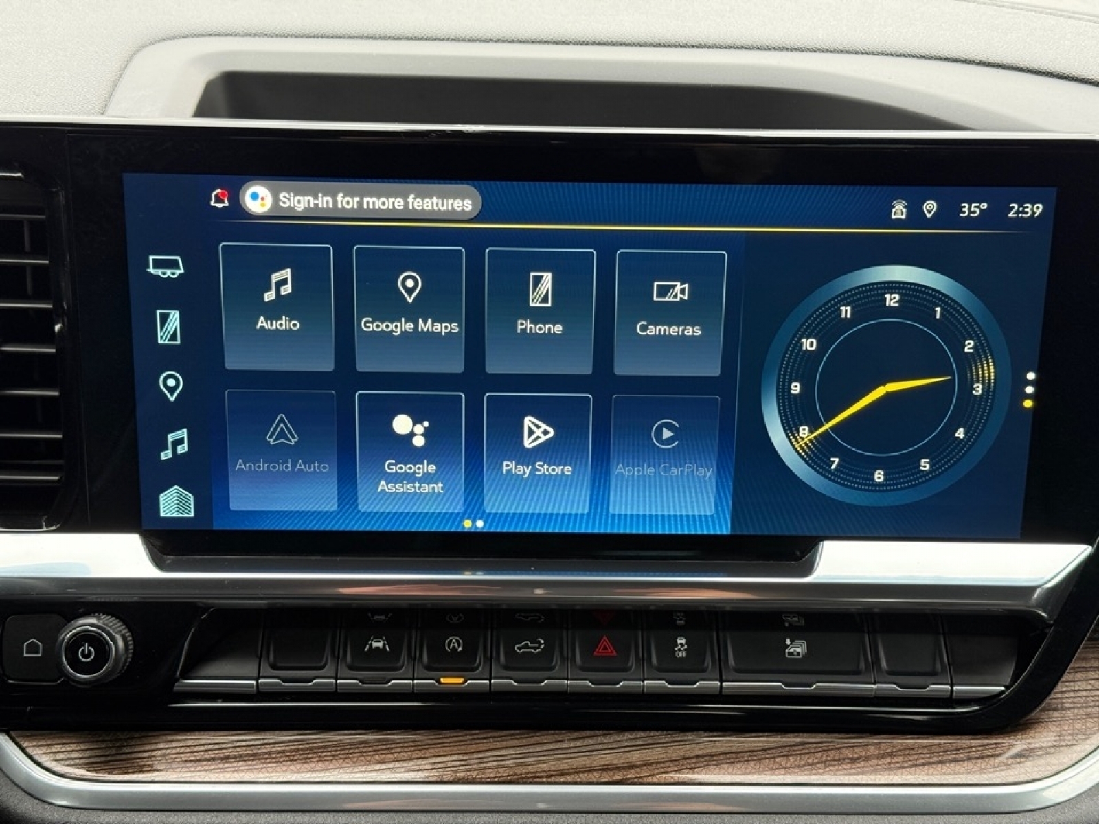 2025 Chevrolet Silverado 1500 4WD Crew Cab Standard Bed LT, 39208, Photo