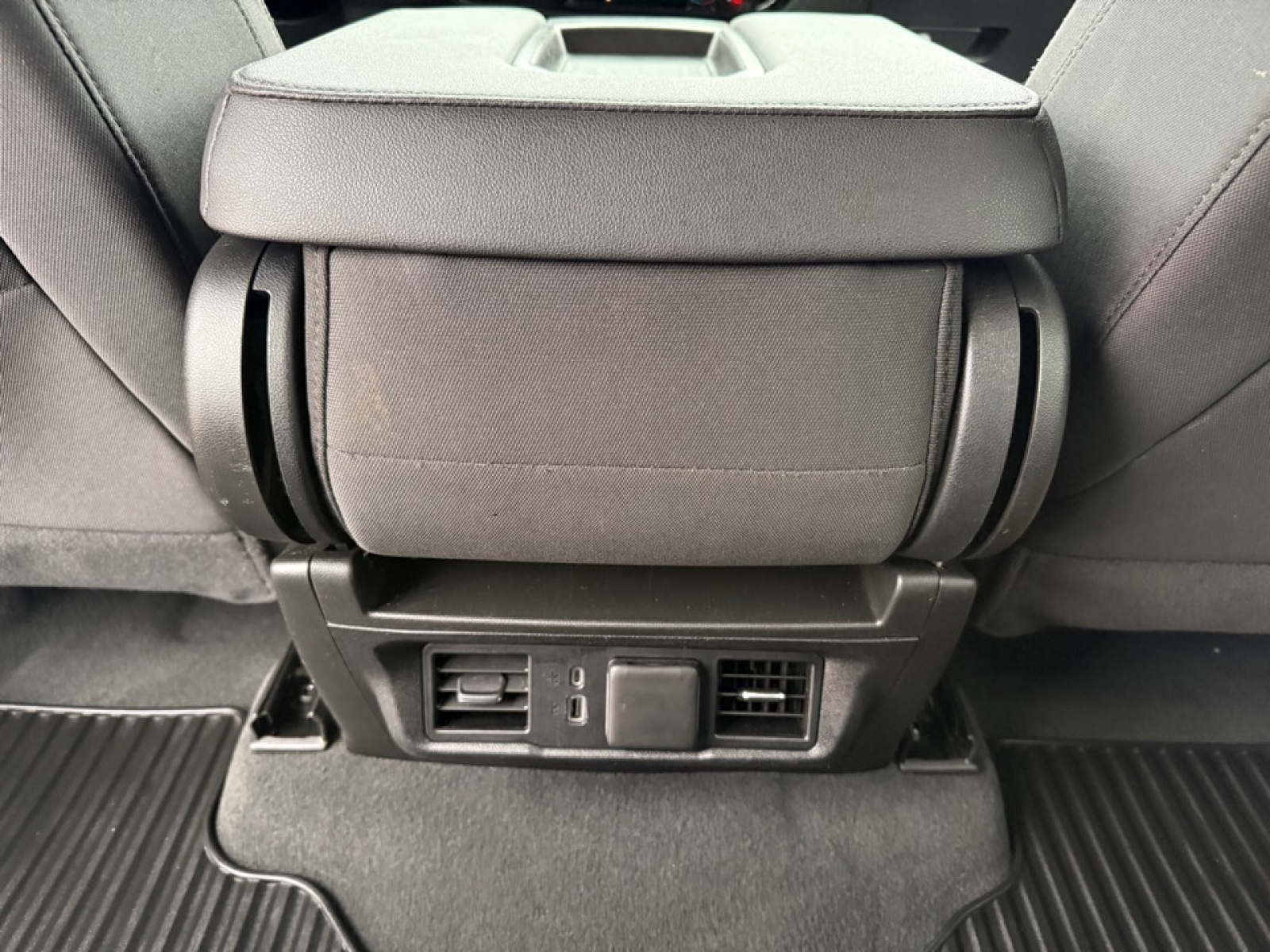 2025 Chevrolet Silverado 1500 4WD Crew Cab Standard Bed LT, 39208, Photo