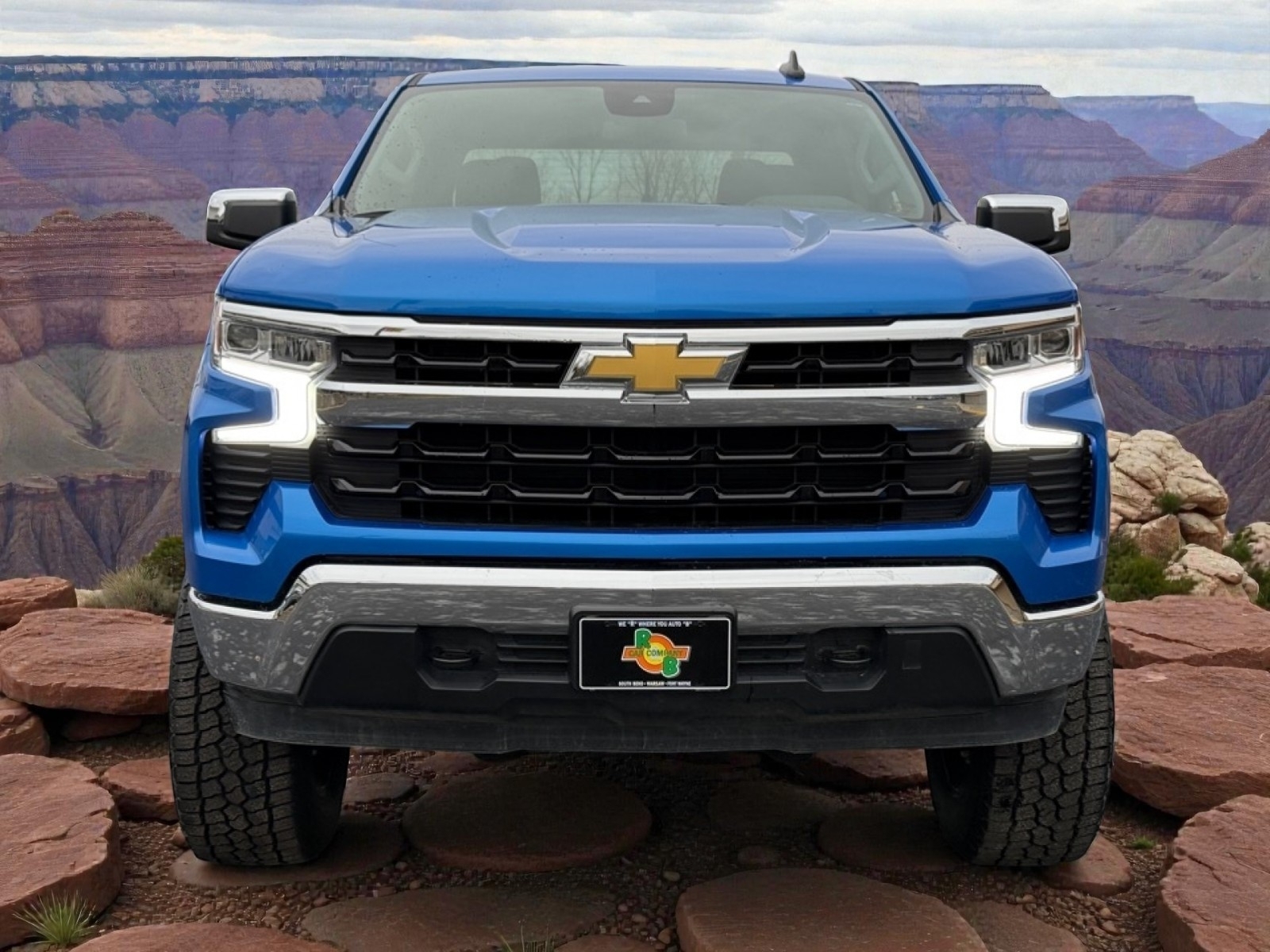 2025 Chevrolet Silverado 1500 4WD Crew Cab Standard Bed LT, 39208, Photo