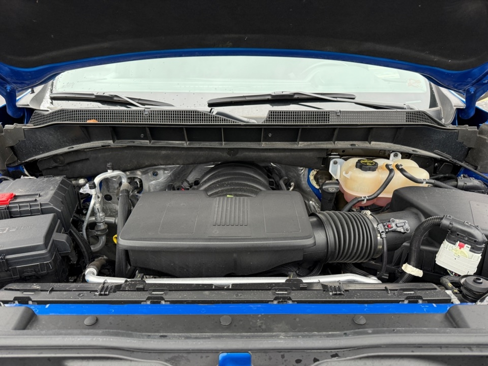 2025 Chevrolet Silverado 1500 4WD Crew Cab Standard Bed LT, 39208, Photo