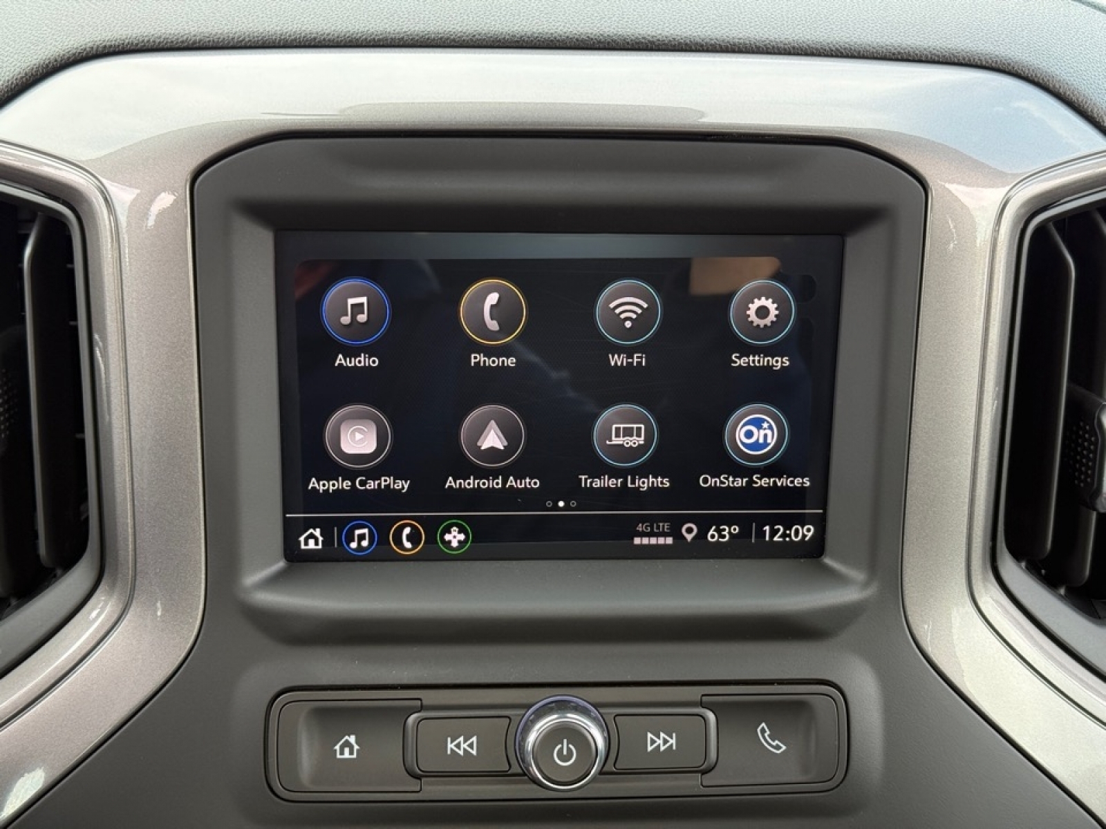 2025 Chevrolet Silverado 2500HD 4WD Double Cab Long Bed Work Truck, 39011, Photo