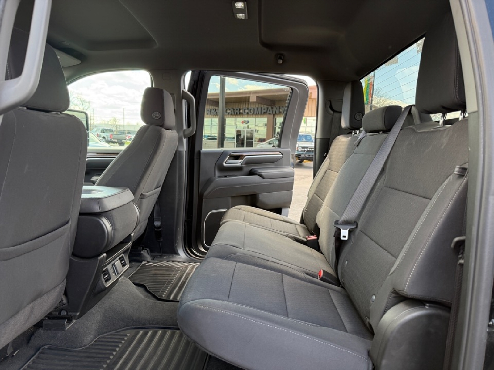 2025 Chevrolet Silverado 3500HD 4WD Crew Cab Long Bed LT, 39626, Photo