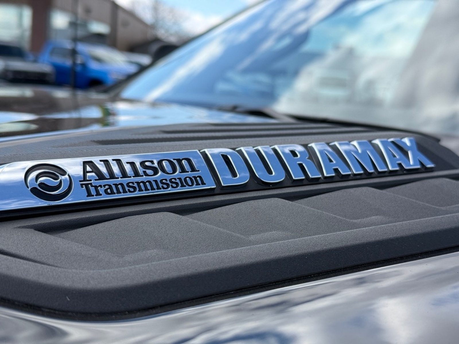 2025 Chevrolet Silverado 3500HD 4WD Crew Cab Long Bed LT, 39626, Photo