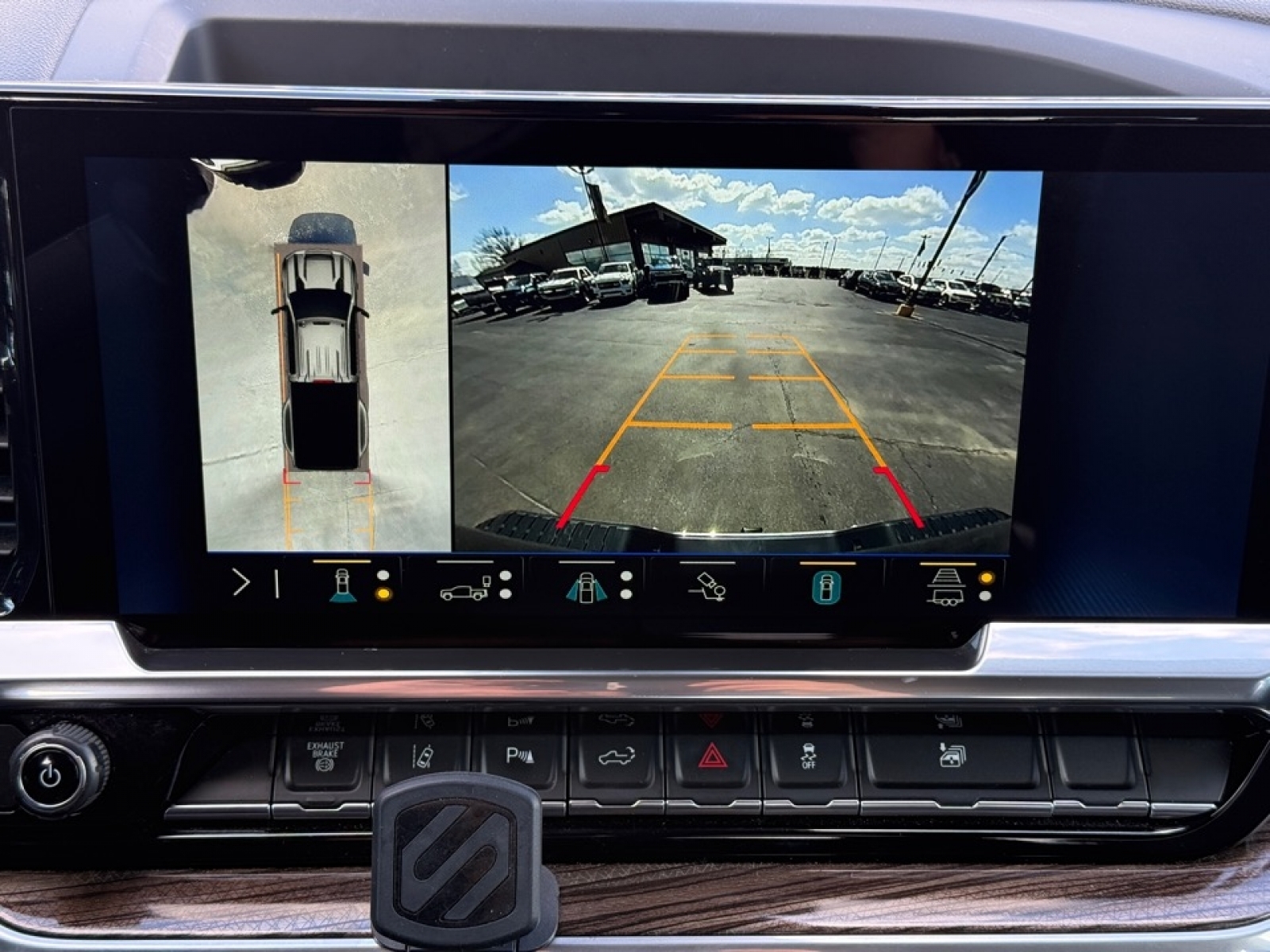 2025 Chevrolet Silverado 3500HD 4WD Crew Cab Long Bed LT, 39626, Photo