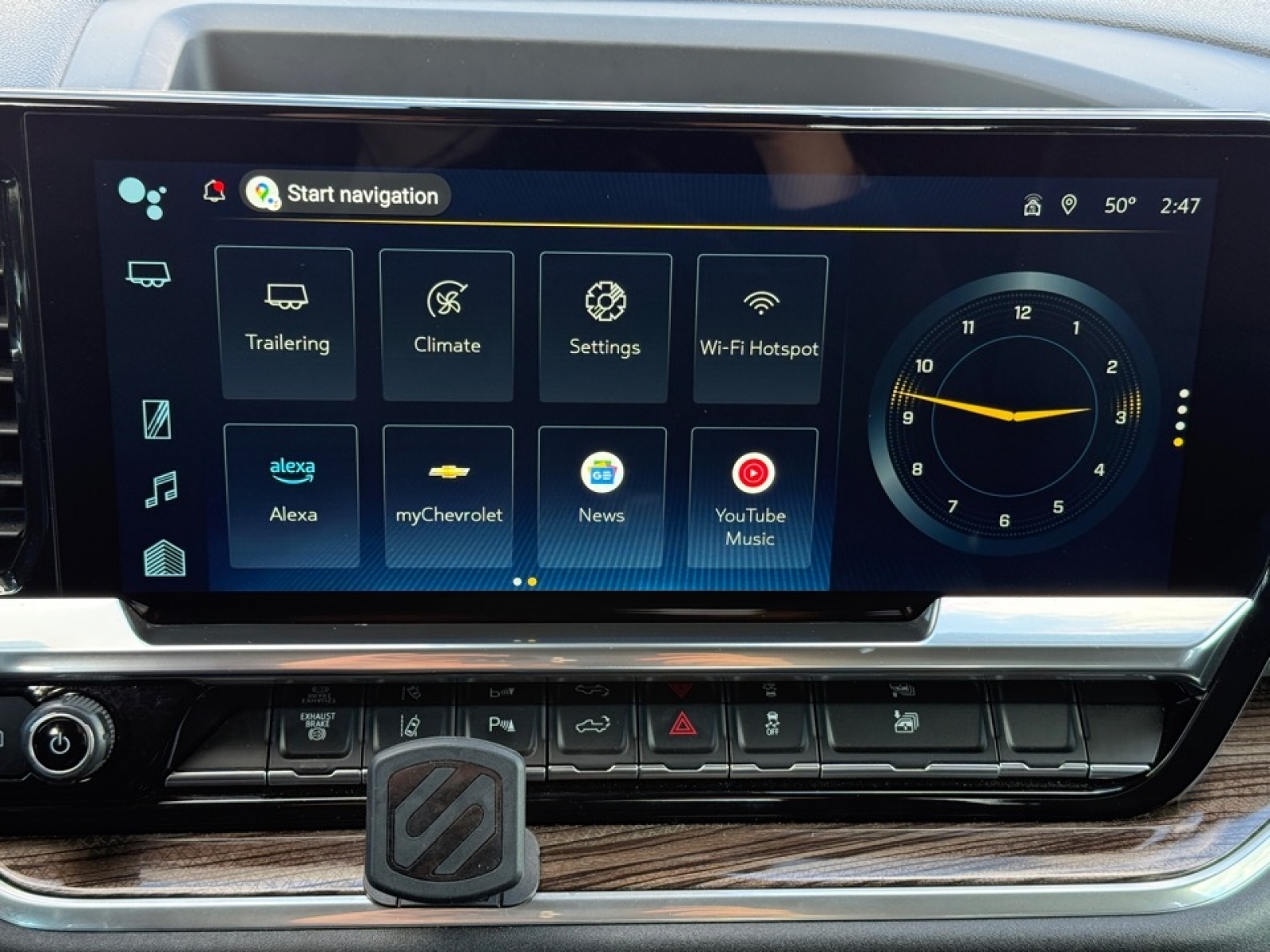 2025 Chevrolet Silverado 3500HD 4WD Crew Cab Long Bed LT, 39626, Photo