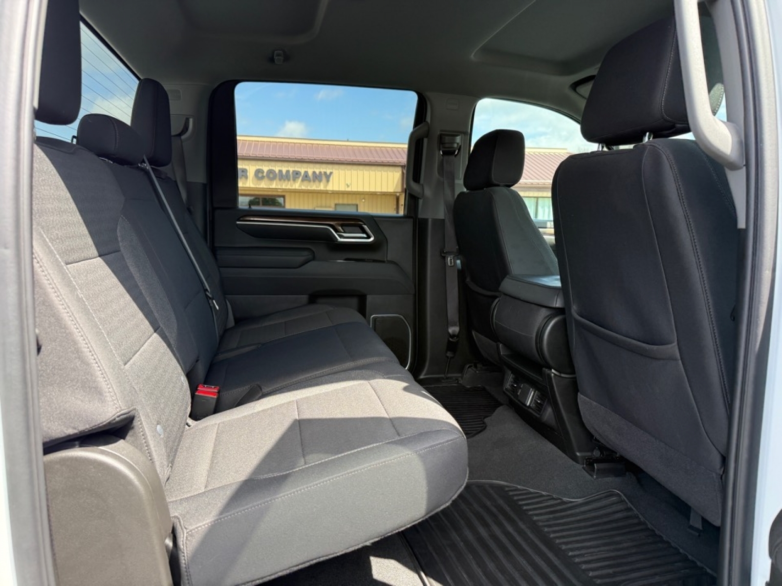 2025 Chevrolet Silverado 3500HD 4WD Crew Cab Long Bed LT, 39845, Photo