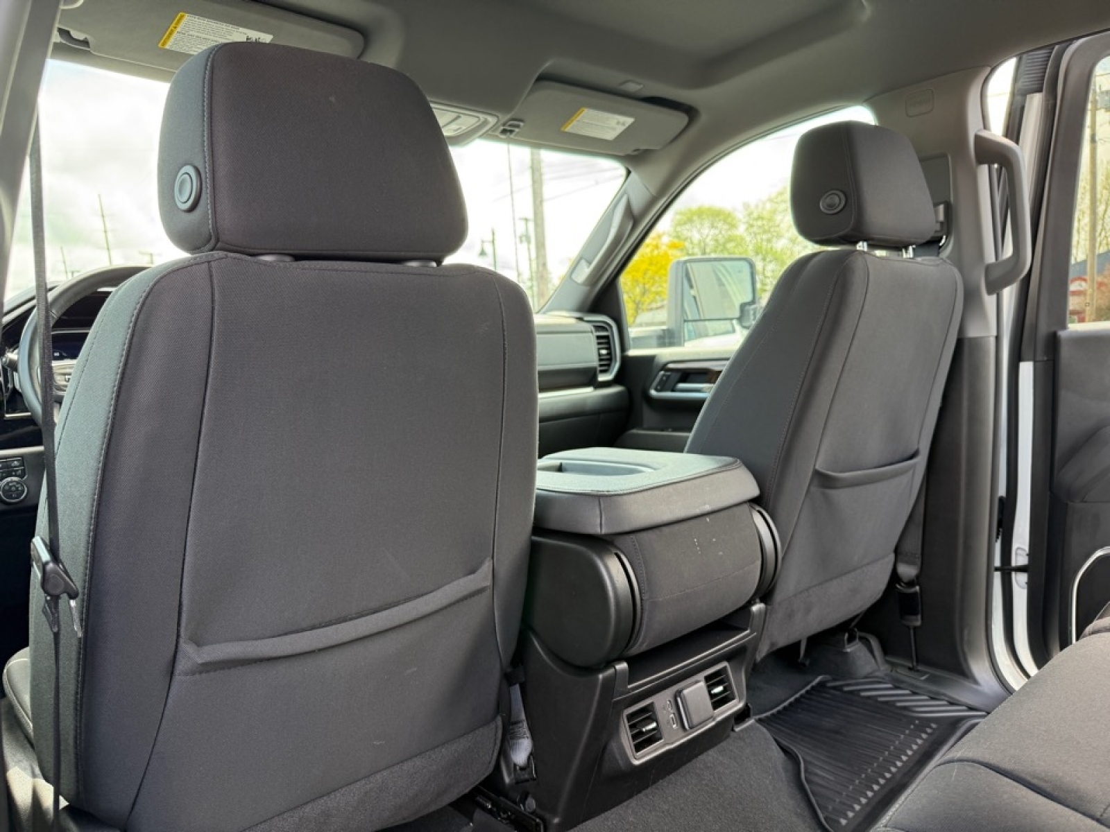 2025 Chevrolet Silverado 3500HD 4WD Crew Cab Long Bed LT, 39845, Photo