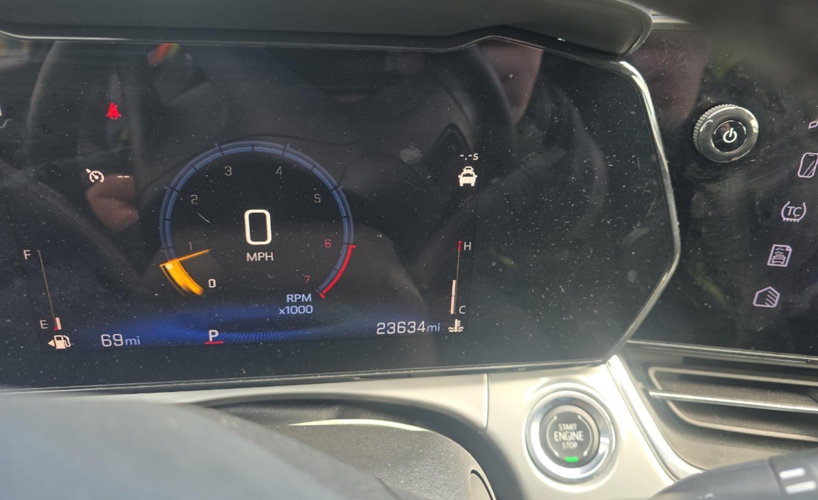 2025 Chevrolet Trax FWD LT, 39836, Photo