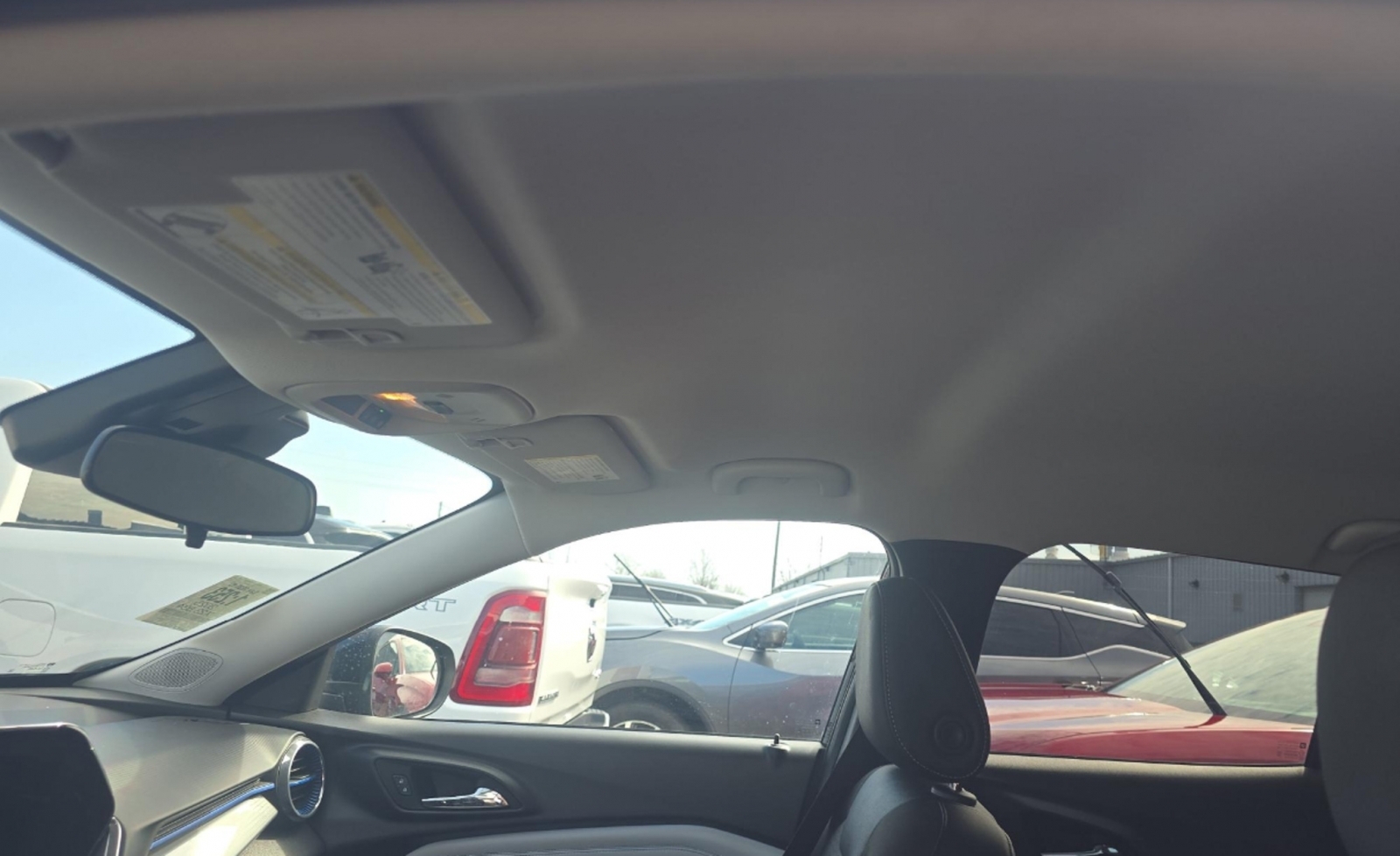 2025 Chevrolet Trax FWD LT, 39836, Photo