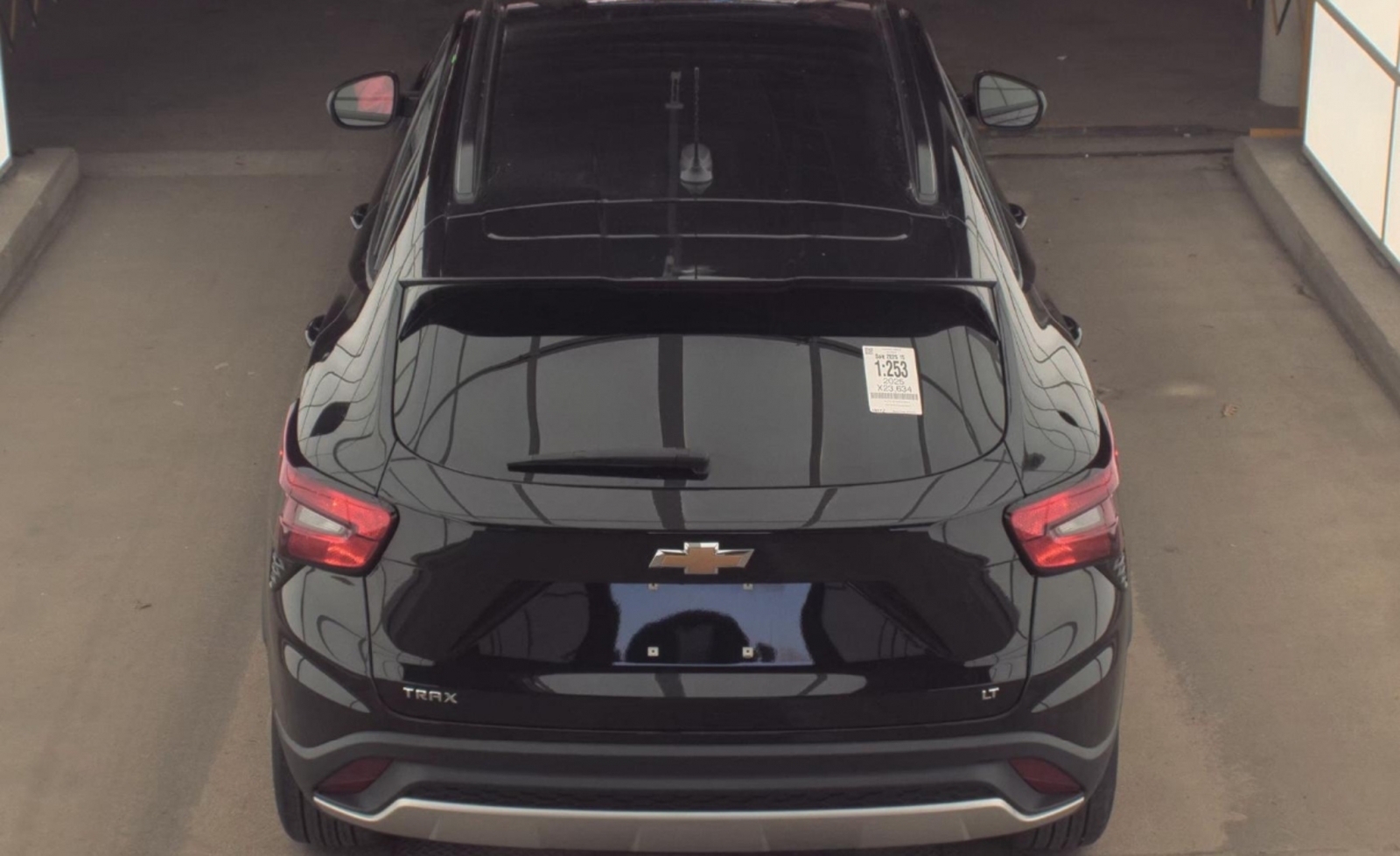 2025 Chevrolet Trax FWD LT, 39836, Photo