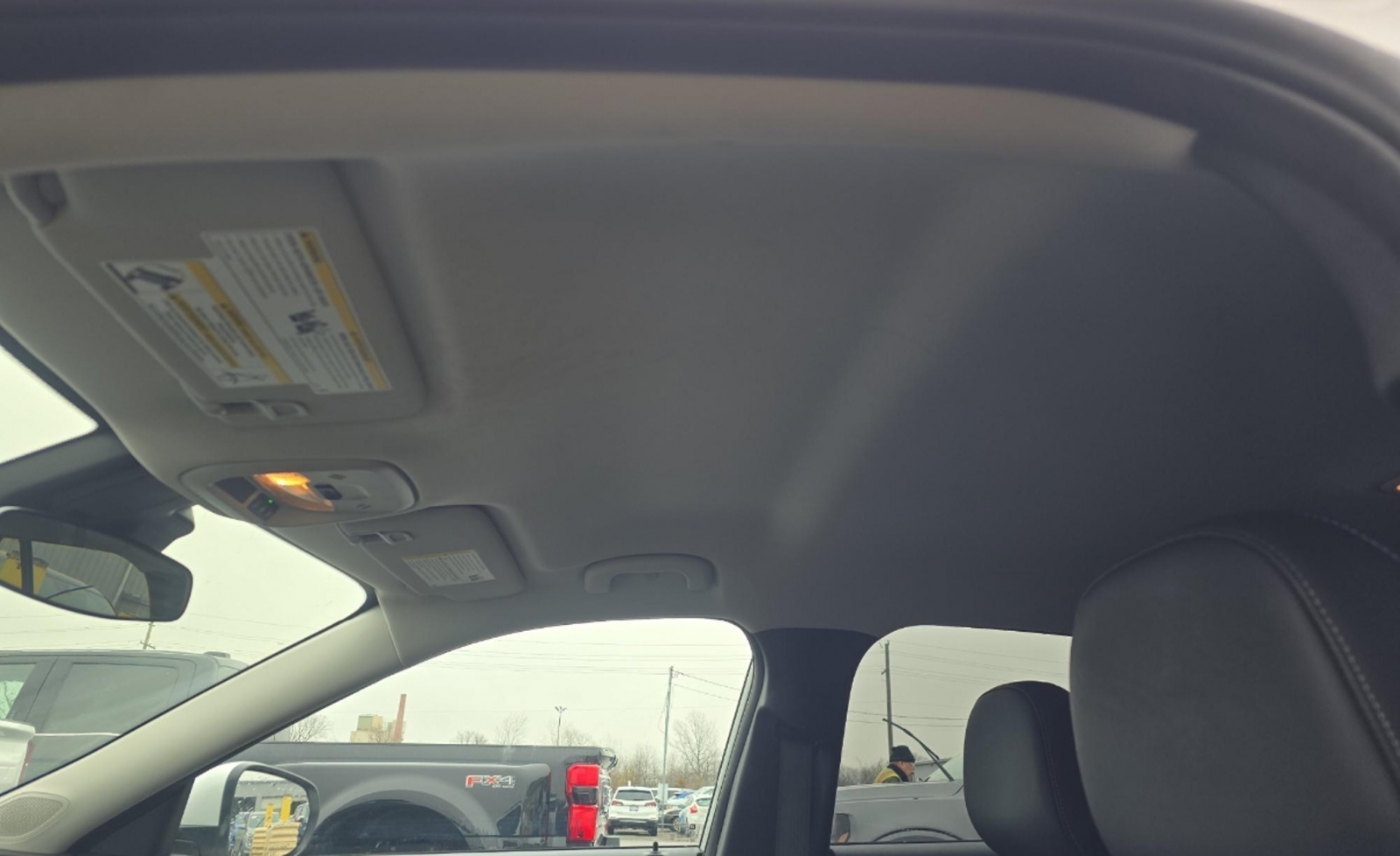 2025 Chevrolet Trax FWD LT, 39837, Photo