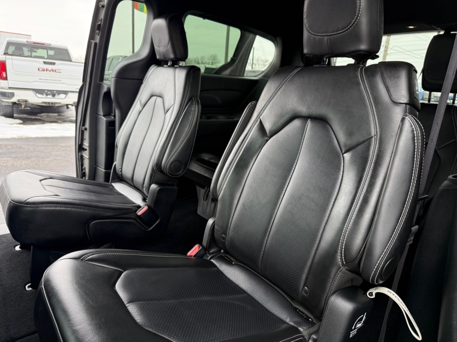 2025 Chrysler Pacifica Select, 39431, Photo