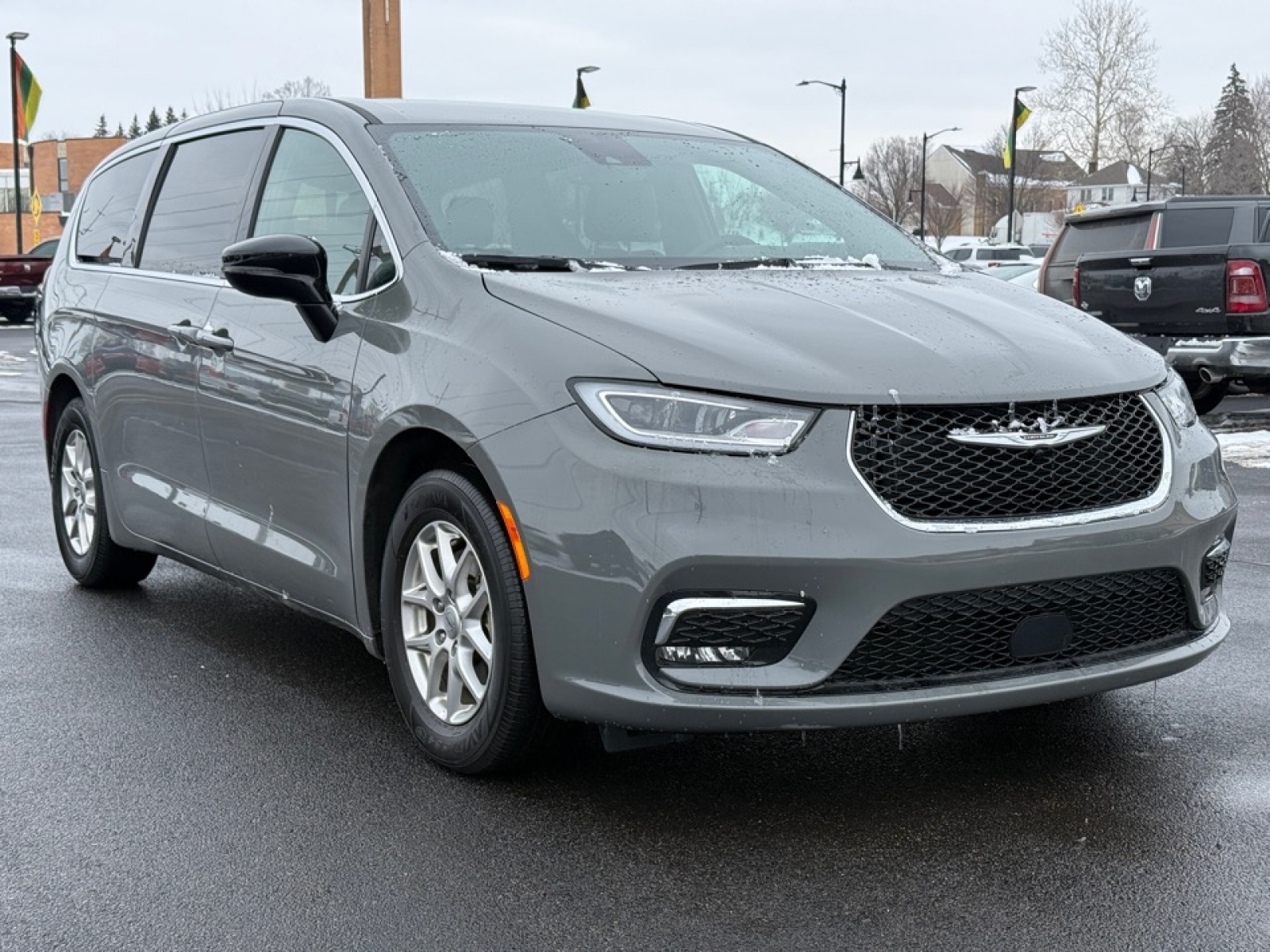 2025 Chrysler Pacifica Select, 39431, Photo