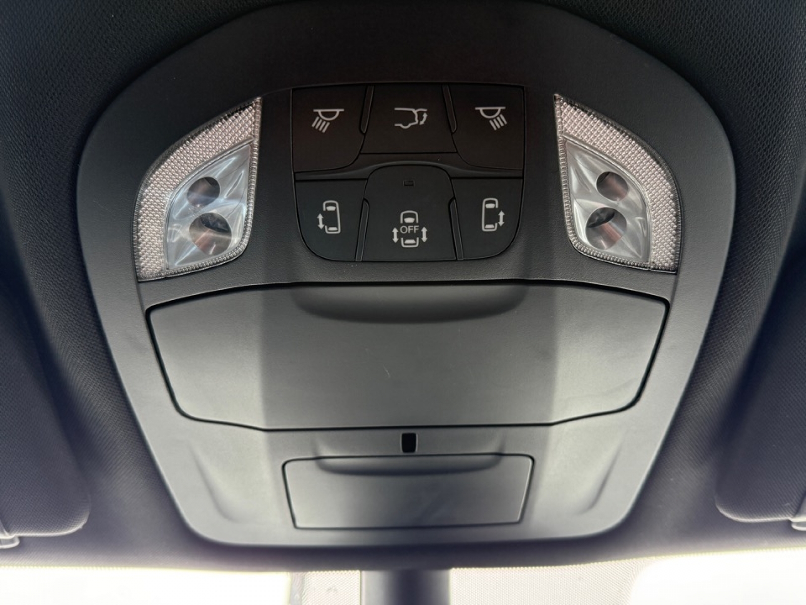 2025 Chrysler Pacifica Select, 39431, Photo