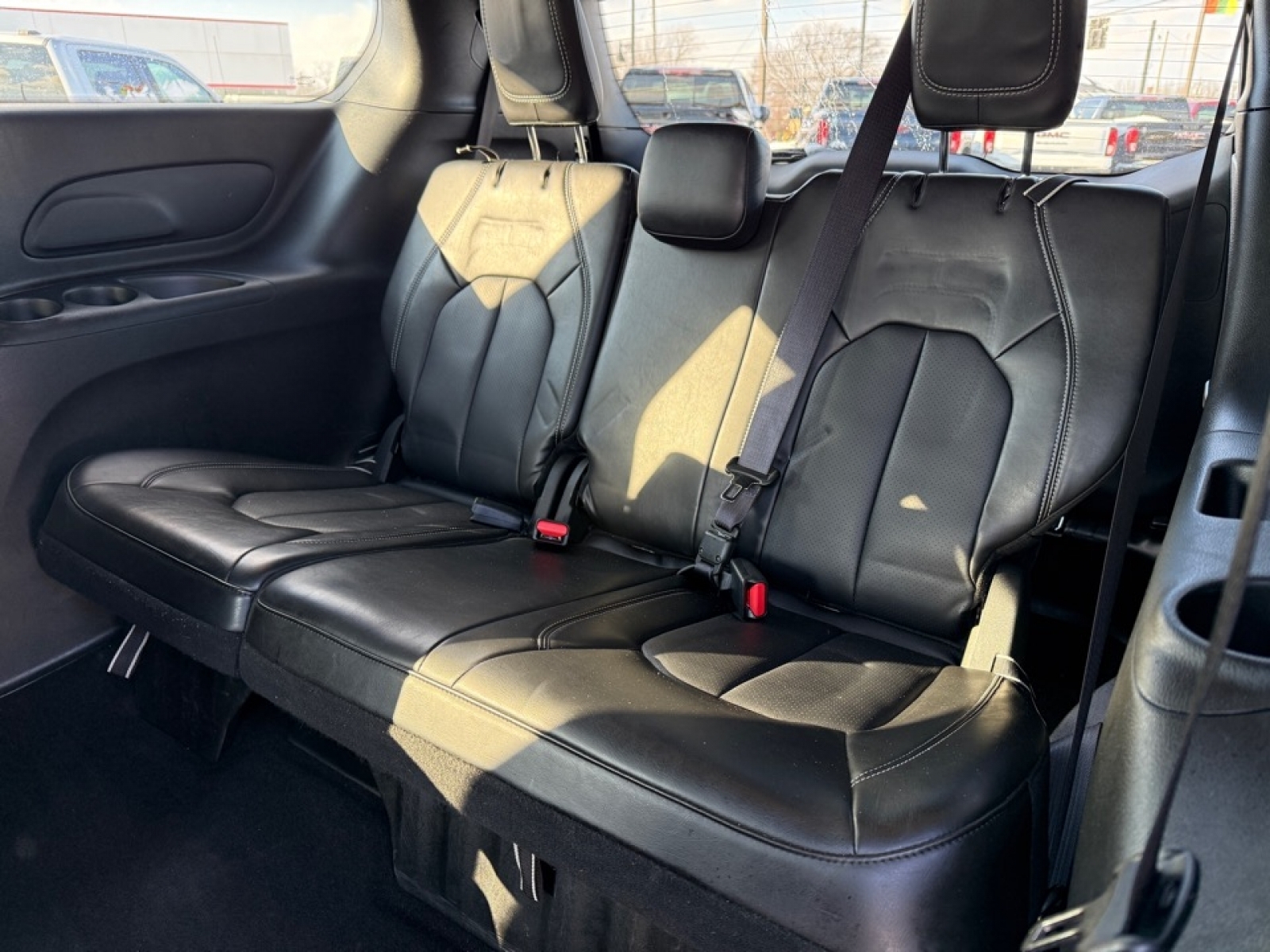 2025 Chrysler Pacifica Select, 39432, Photo