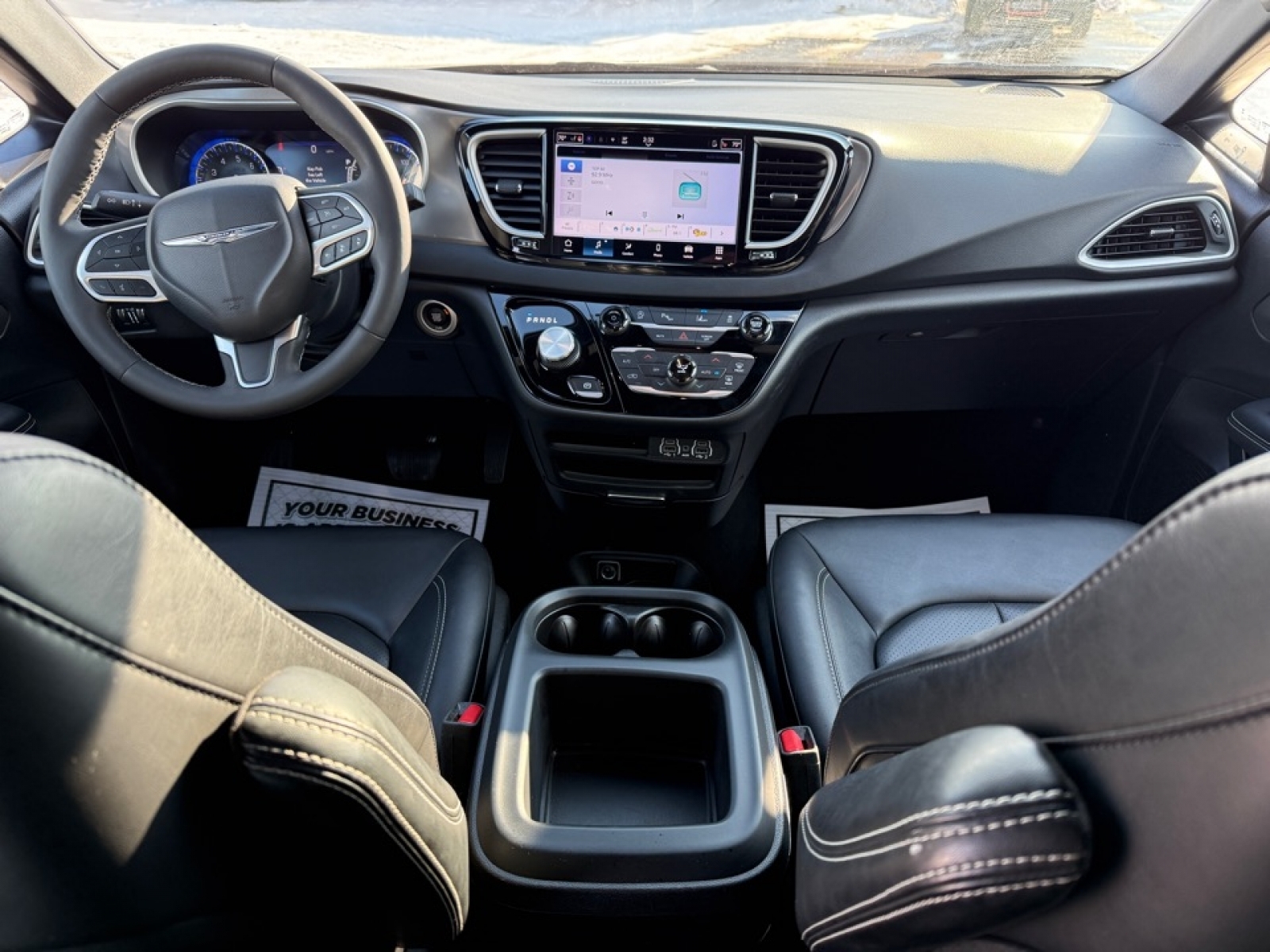 2025 Chrysler Pacifica Select, 39432, Photo