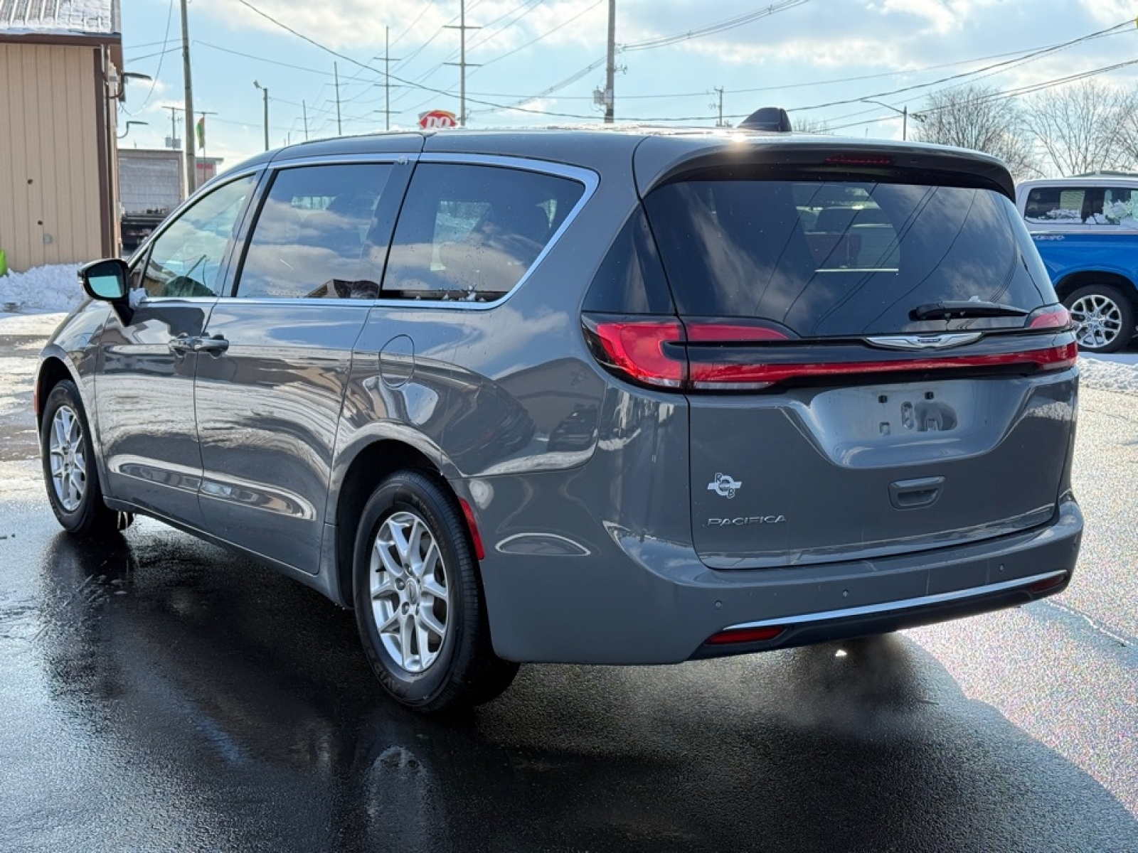 2025 Chrysler Pacifica Select, 39432, Photo