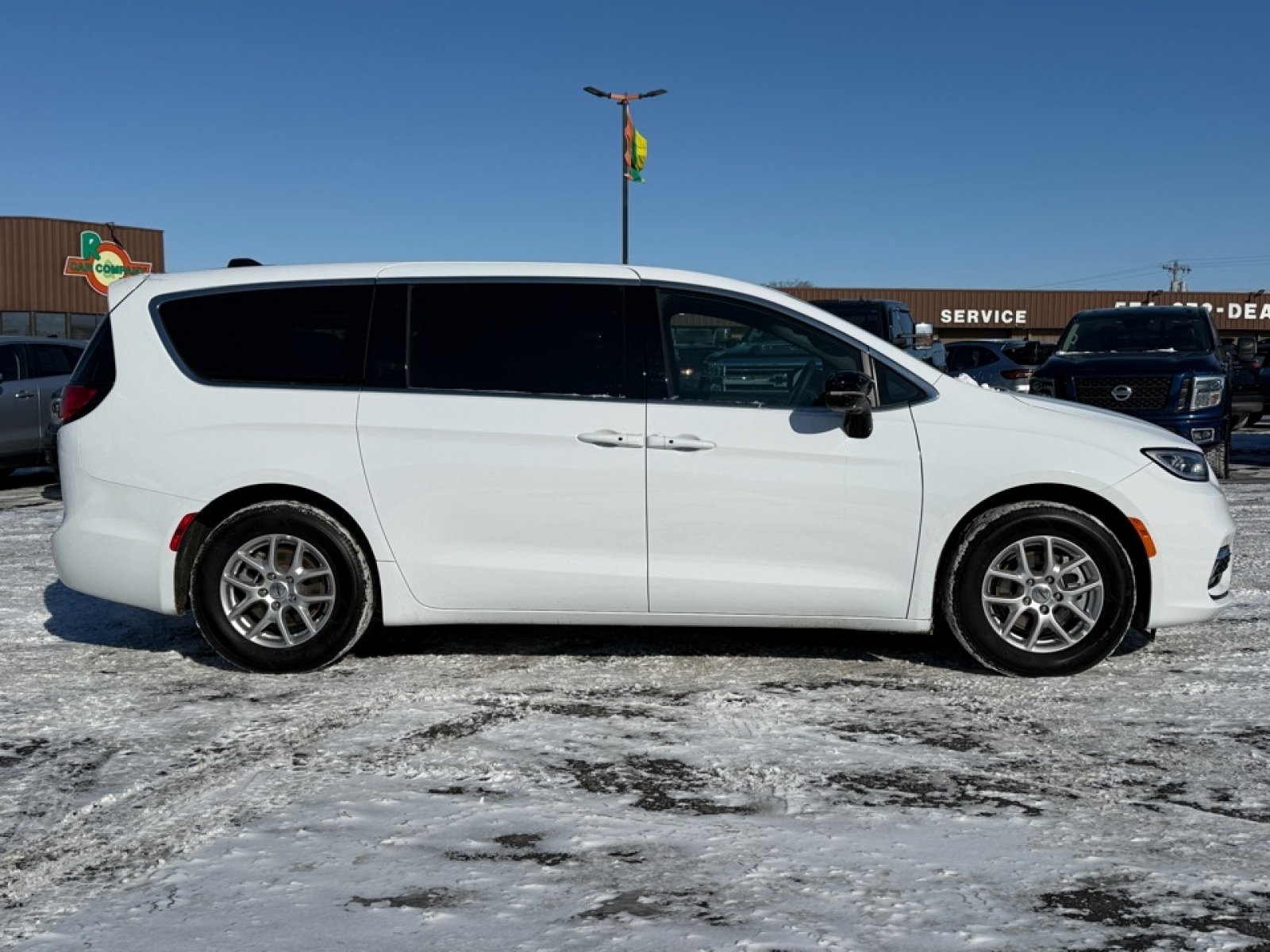 2025 Chrysler Pacifica Select, 39433, Photo