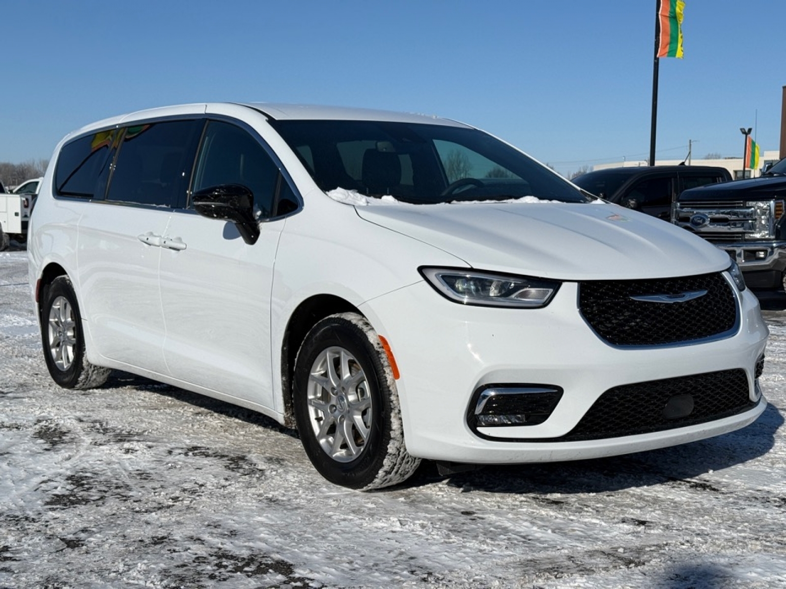 2025 Chrysler Pacifica Select, 39433, Photo