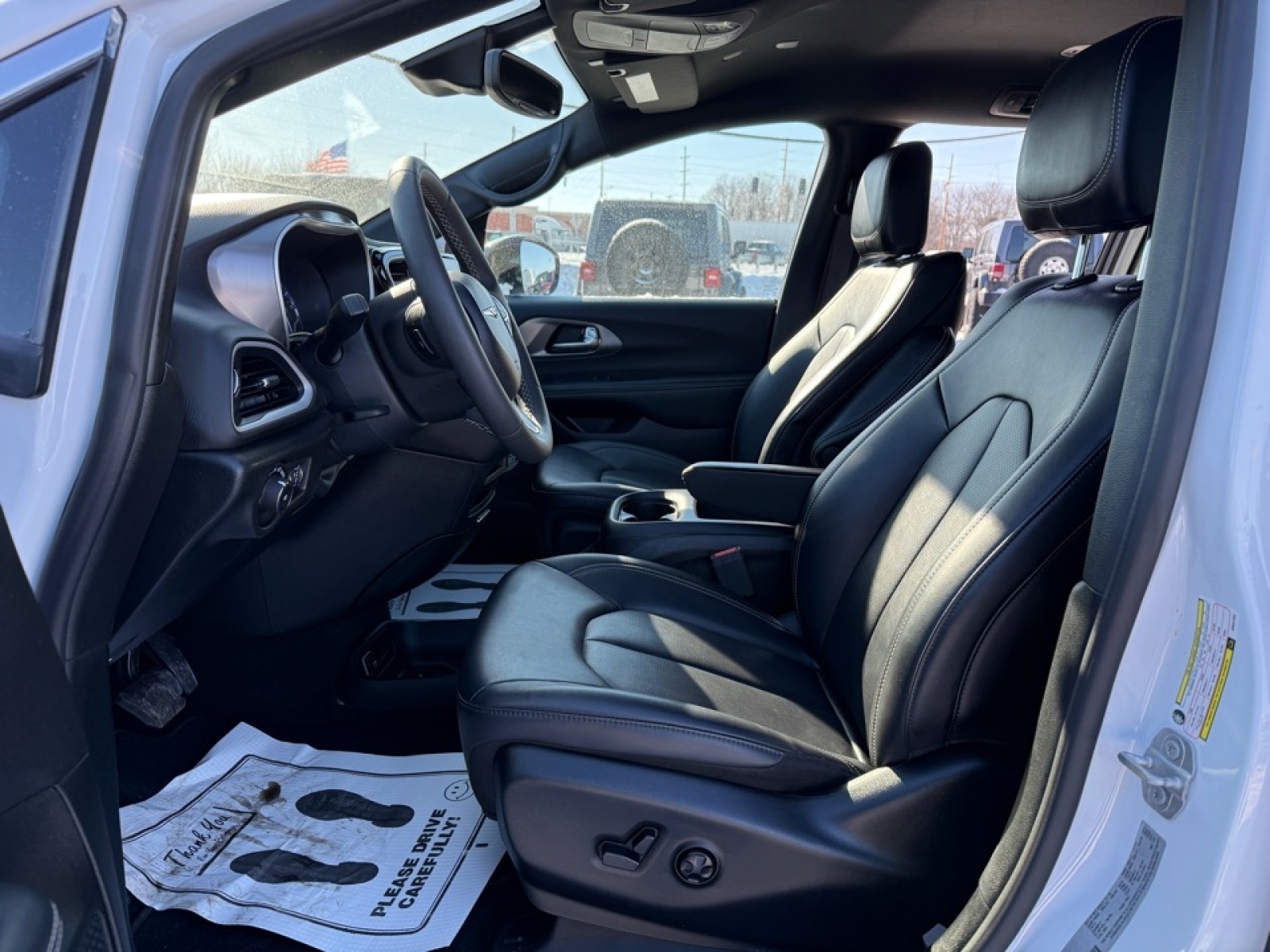 2025 Chrysler Pacifica Select, 39433, Photo