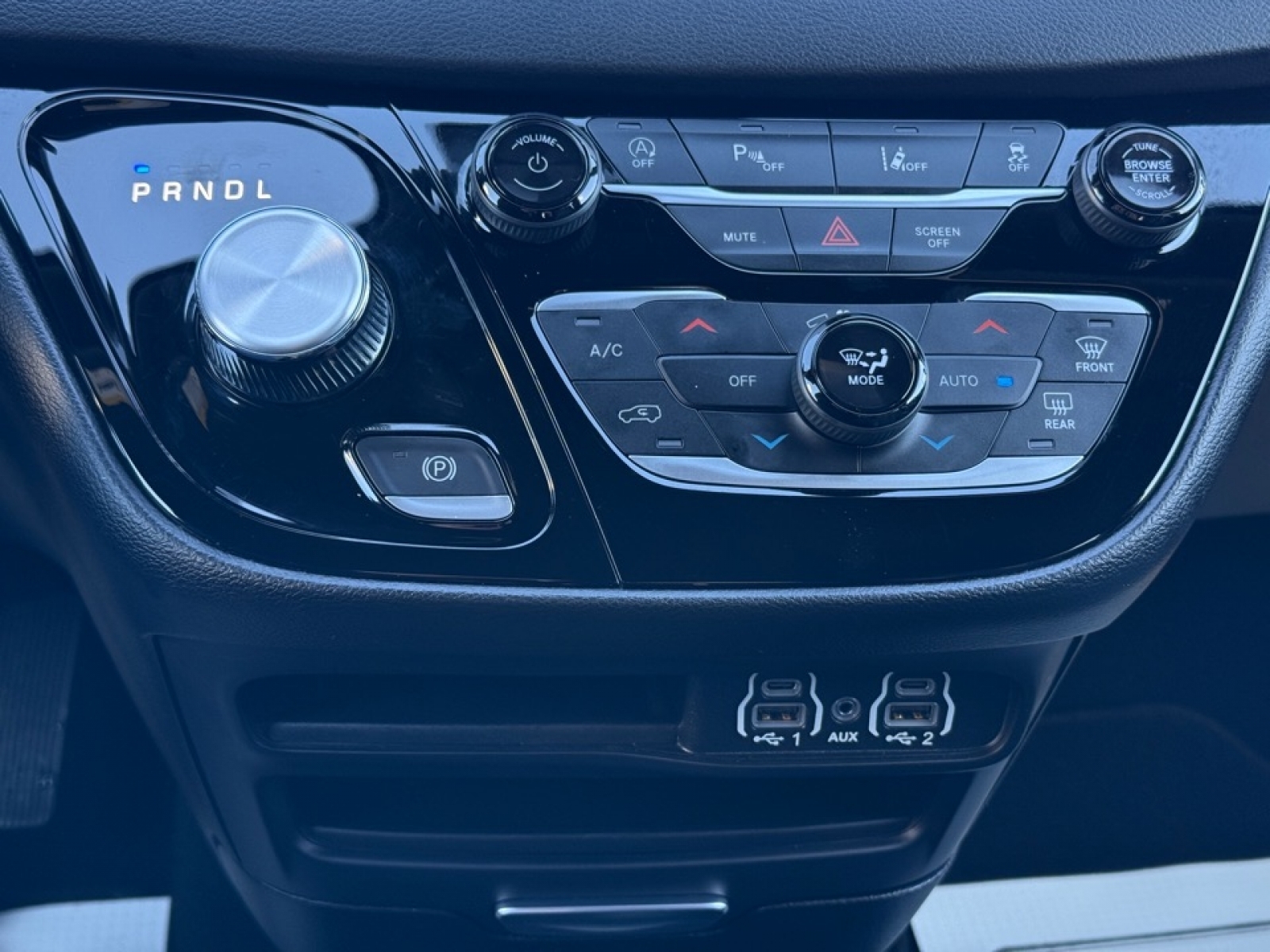 2025 Chrysler Pacifica Select, 39433, Photo