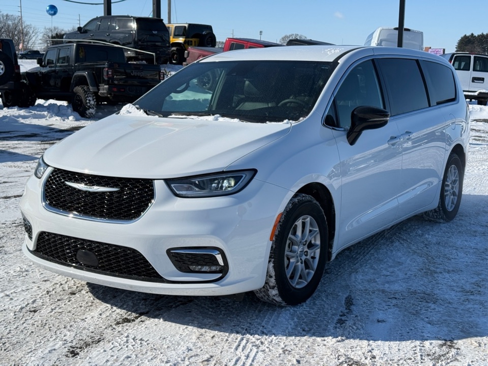 2025 Chrysler Pacifica Select, 39433, Photo