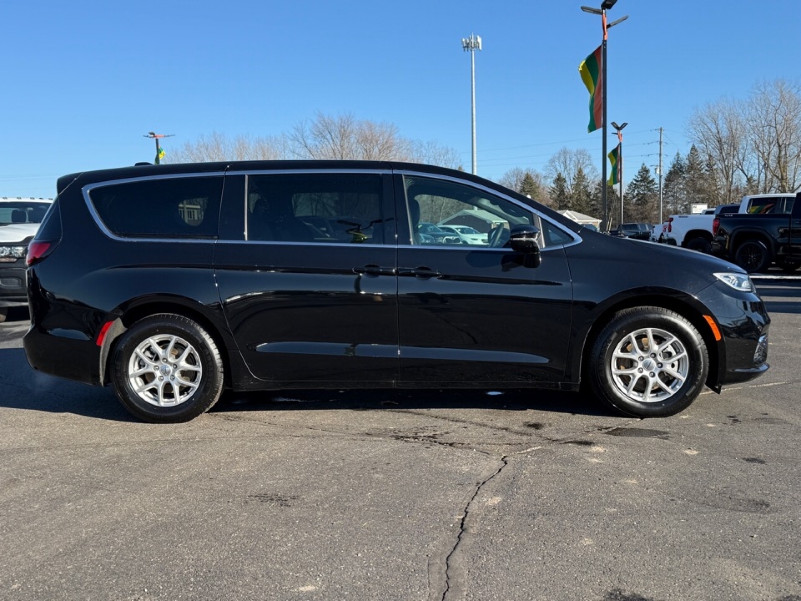 2025 Chrysler Pacifica Select, 39434, Photo