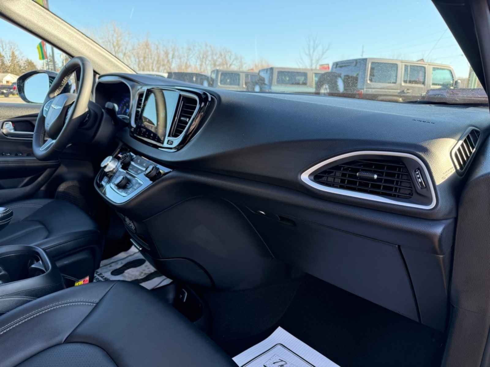 2025 Chrysler Pacifica Select, 39434, Photo