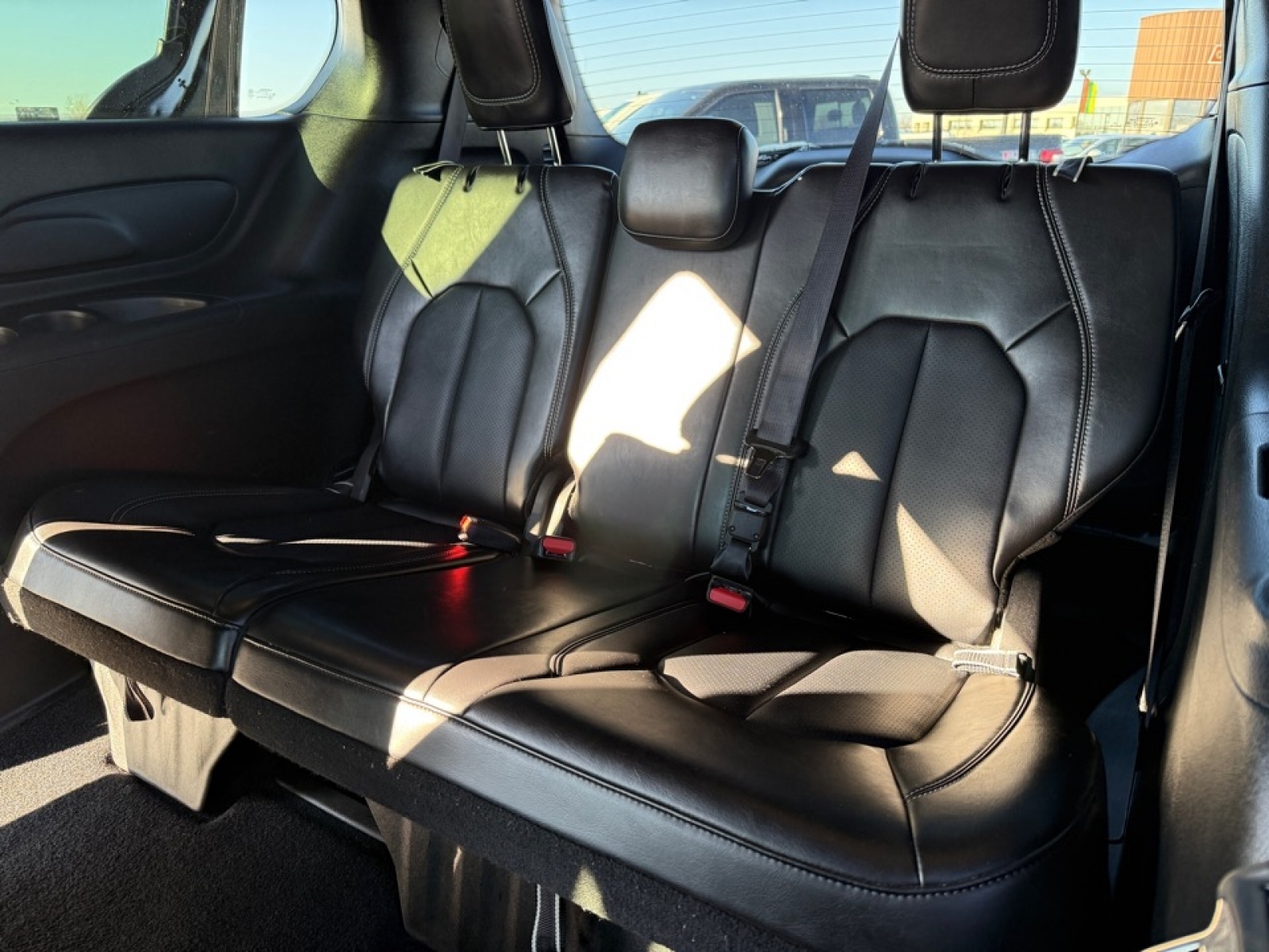 2025 Chrysler Pacifica Select, 39434, Photo