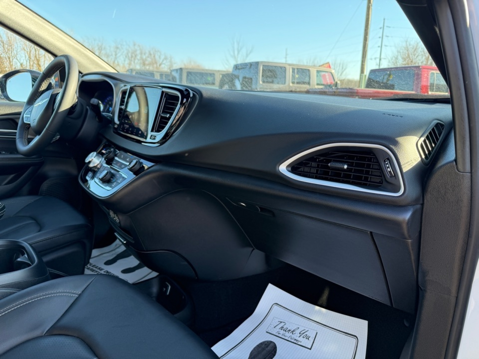 2025 Chrysler Pacifica Select, 39435, Photo