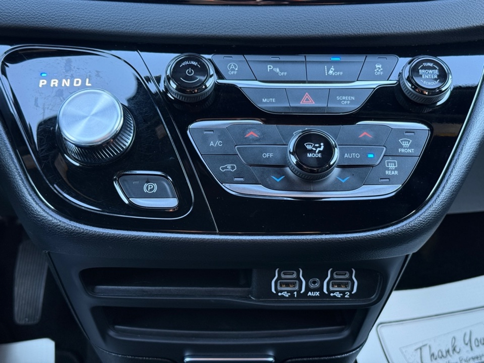 2025 Chrysler Pacifica Select, 39435, Photo