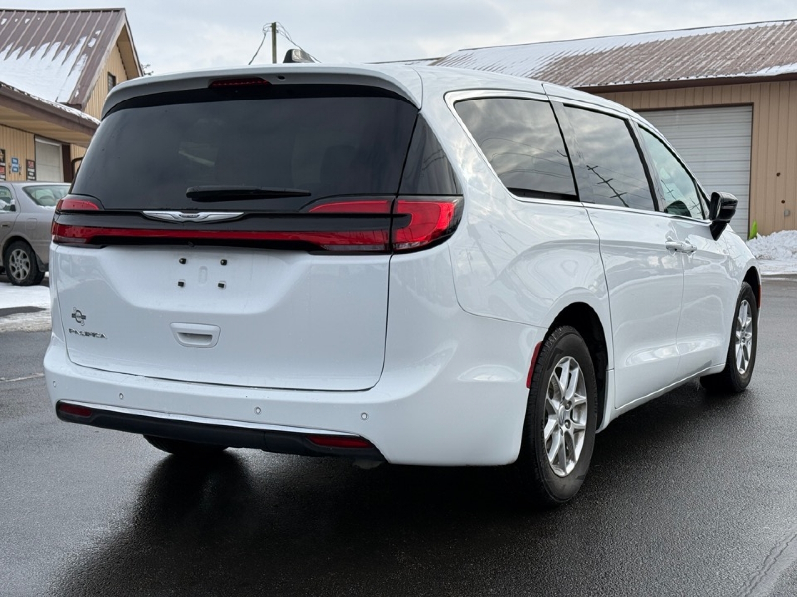 2025 Chrysler Pacifica Select, 39437, Photo