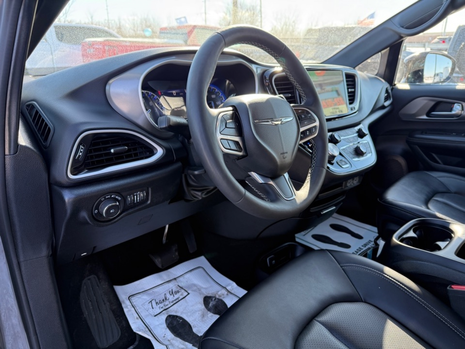 2025 Chrysler Pacifica Select, 39438, Photo