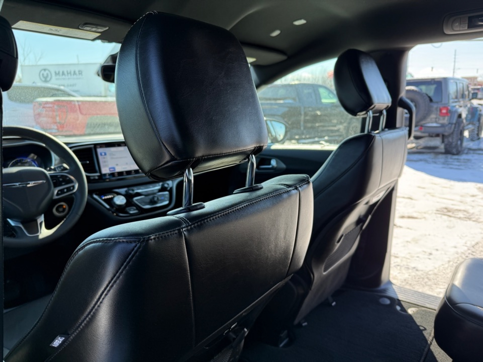 2025 Chrysler Pacifica Select, 39438, Photo