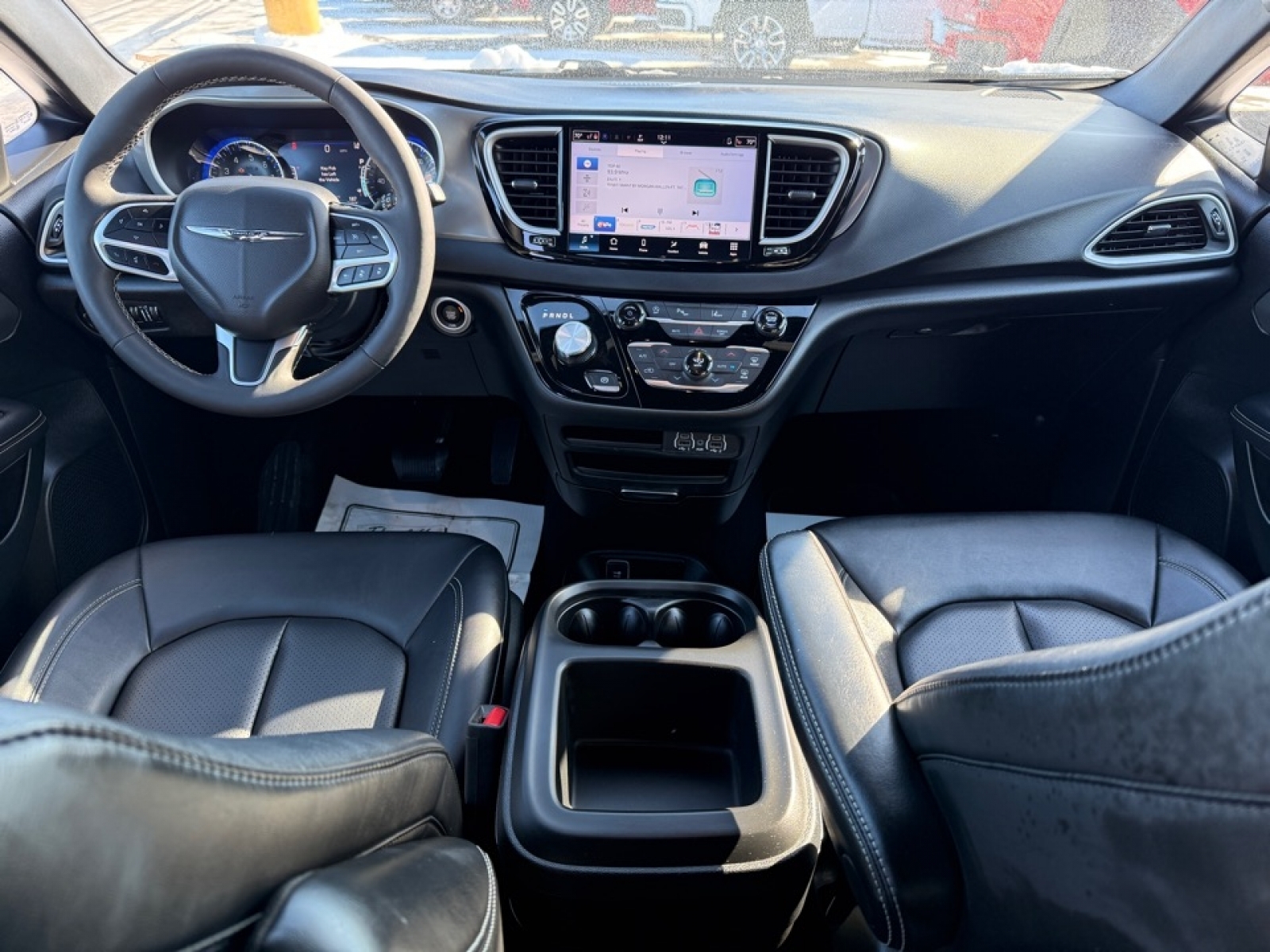 2025 Chrysler Pacifica Select, 39438, Photo