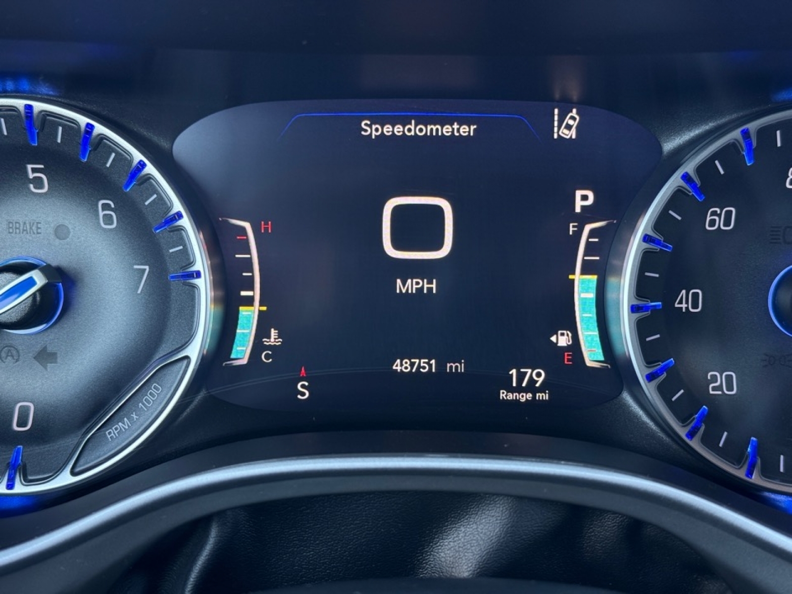 2025 Chrysler Pacifica Select, 39438, Photo