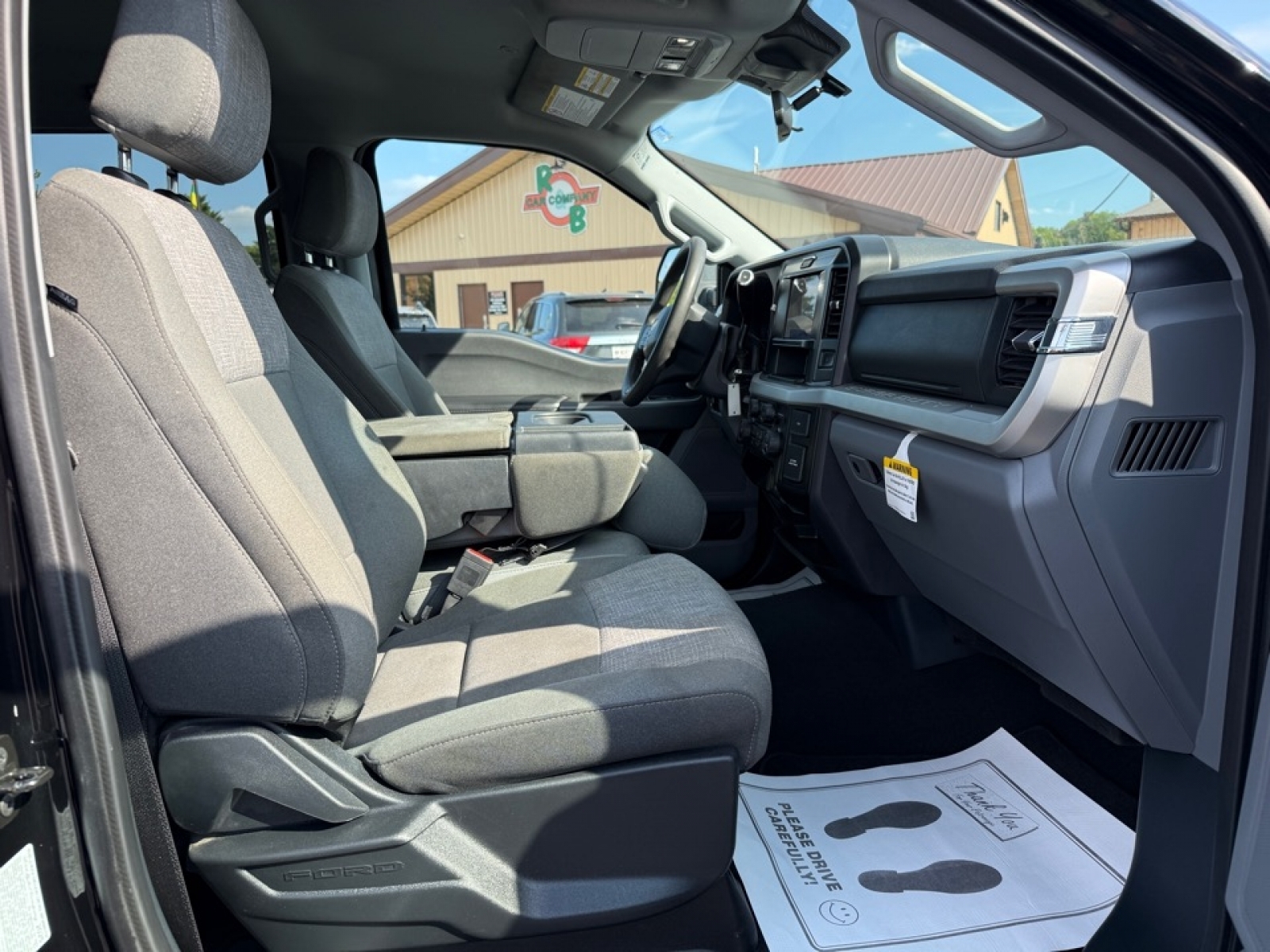 2025 Ford F-350 XLT, 38862, Photo