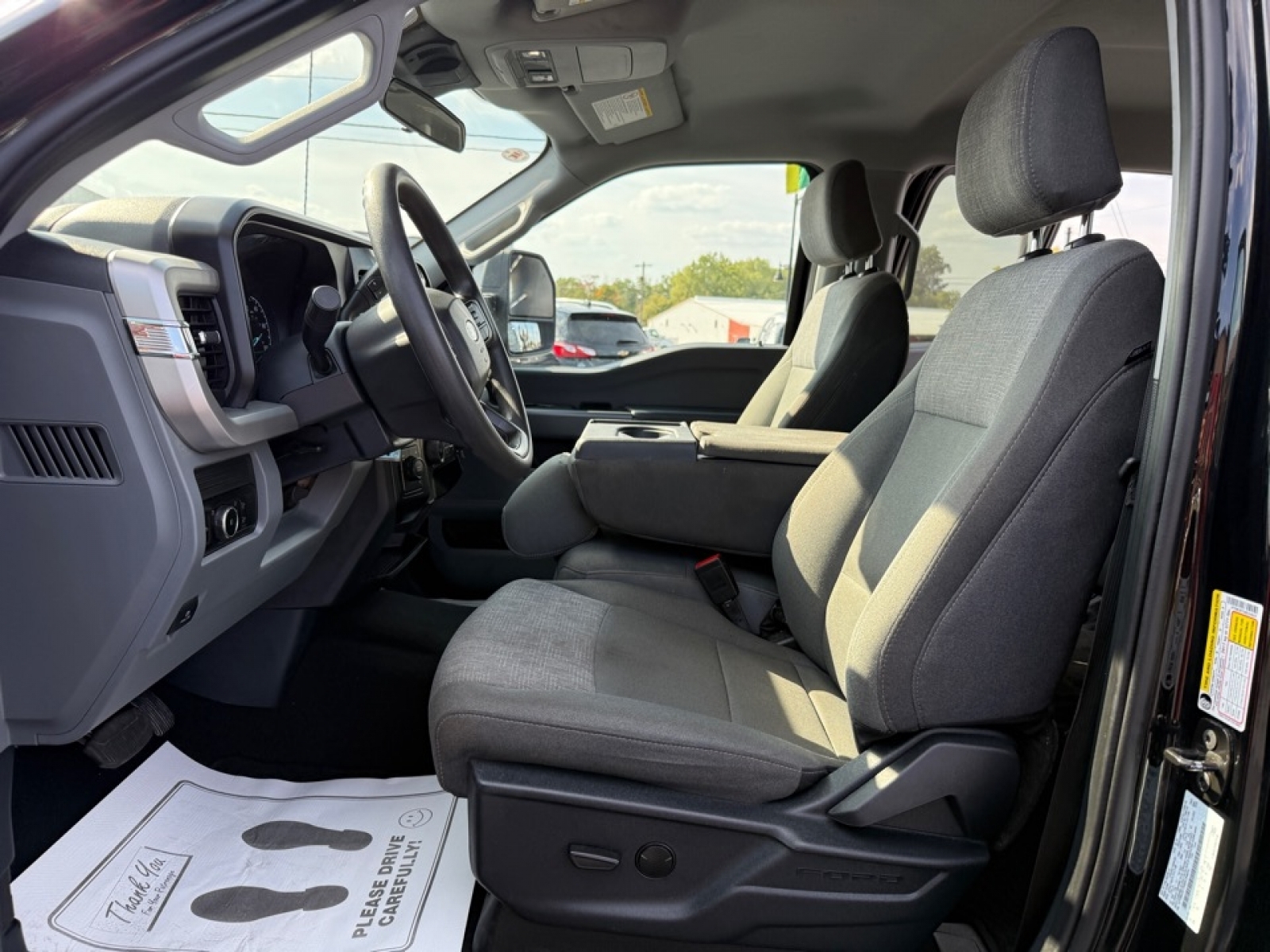 2025 Ford F-350 XLT, 38862, Photo