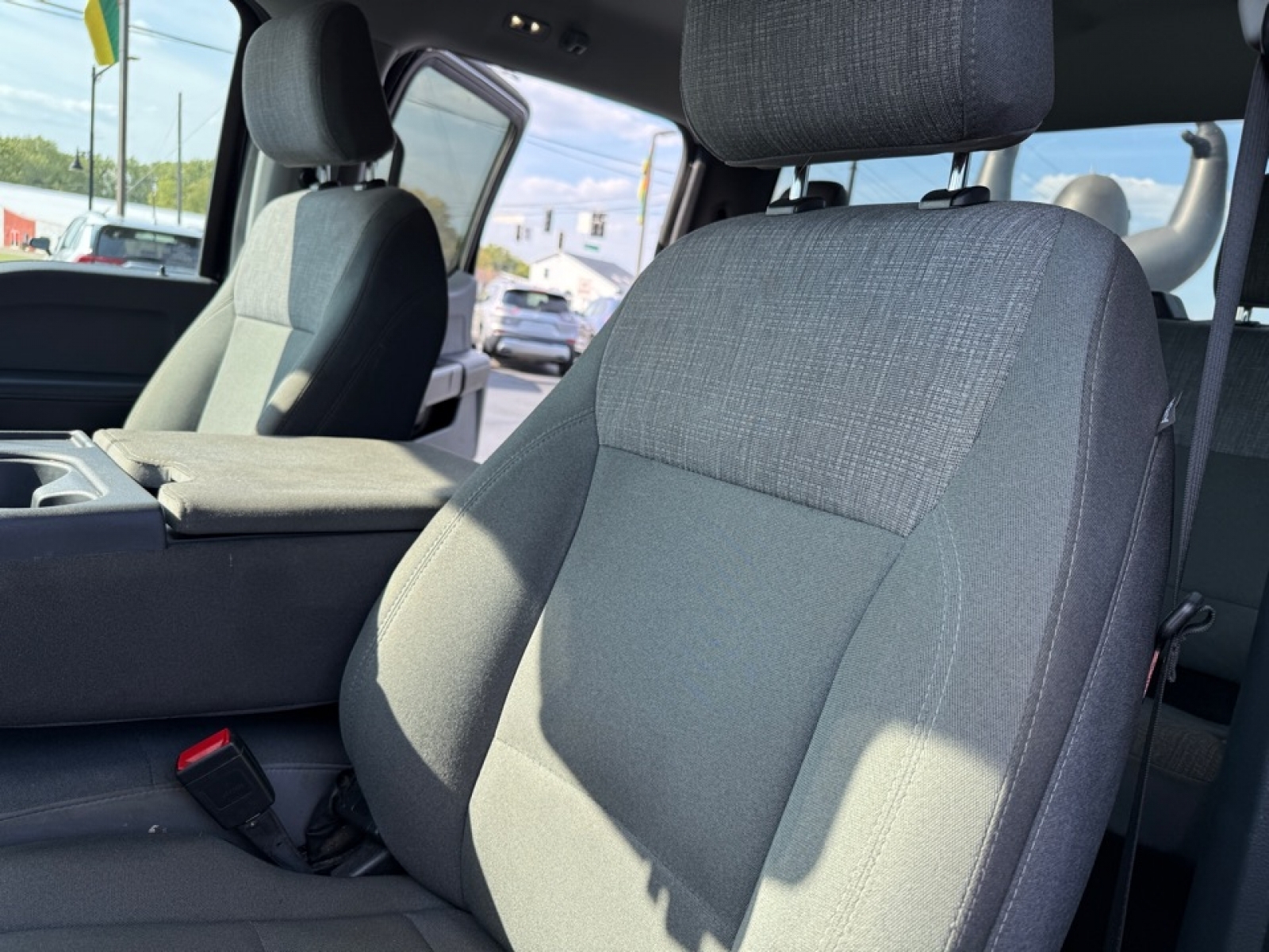 2025 Ford F-350 XLT, 38862, Photo