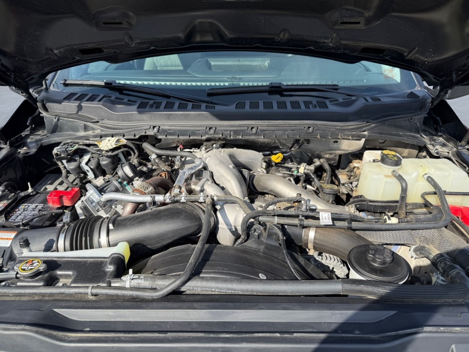 2025 Ford F-350 XLT, 38862, Photo