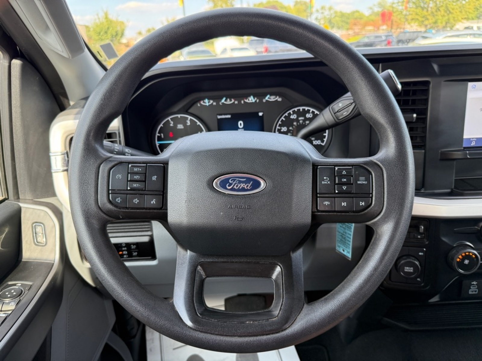 2025 Ford F-350 XLT, 38862, Photo