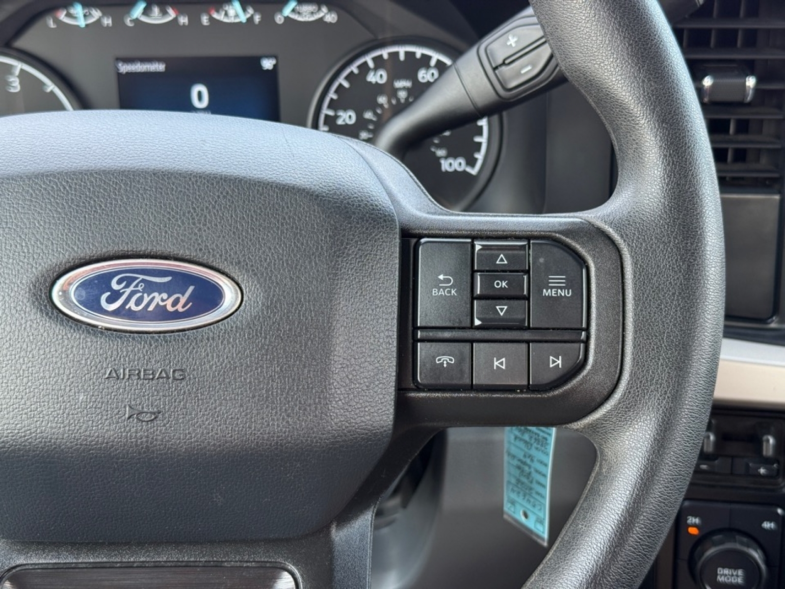 2025 Ford F-350 XLT, 38862, Photo