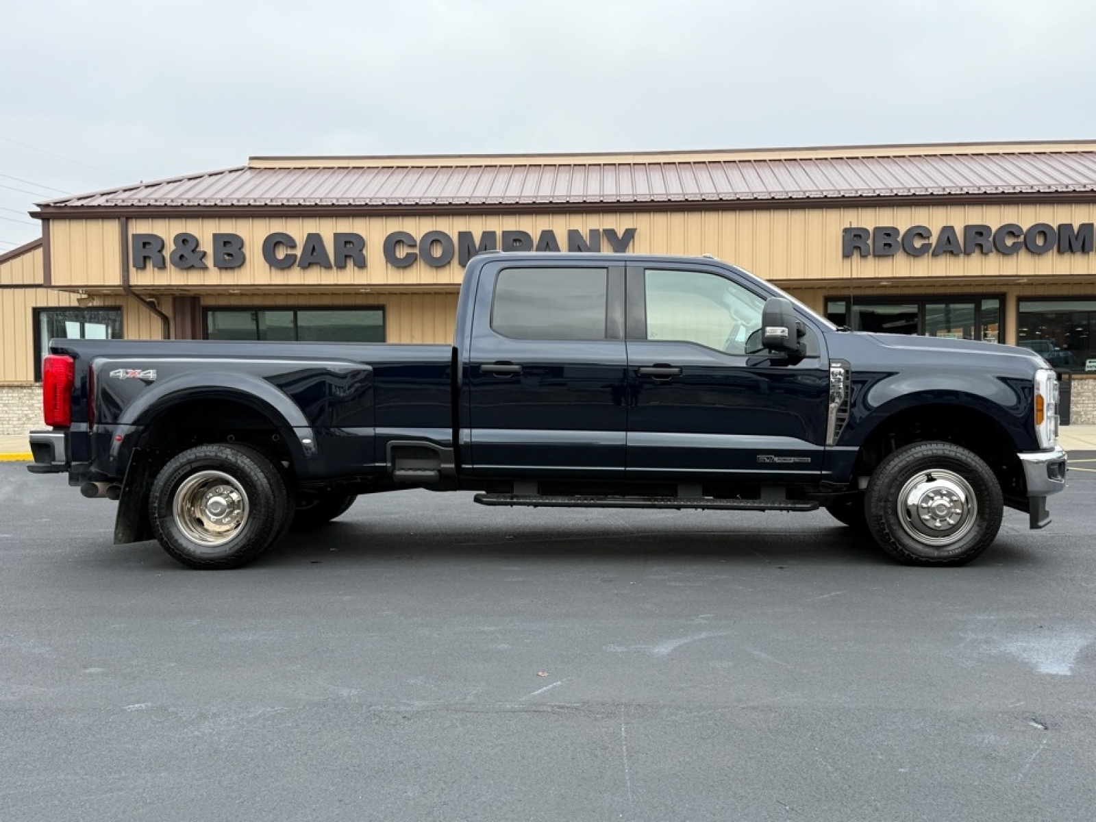 2025 Ford F-350 XLT, 39193, Photo