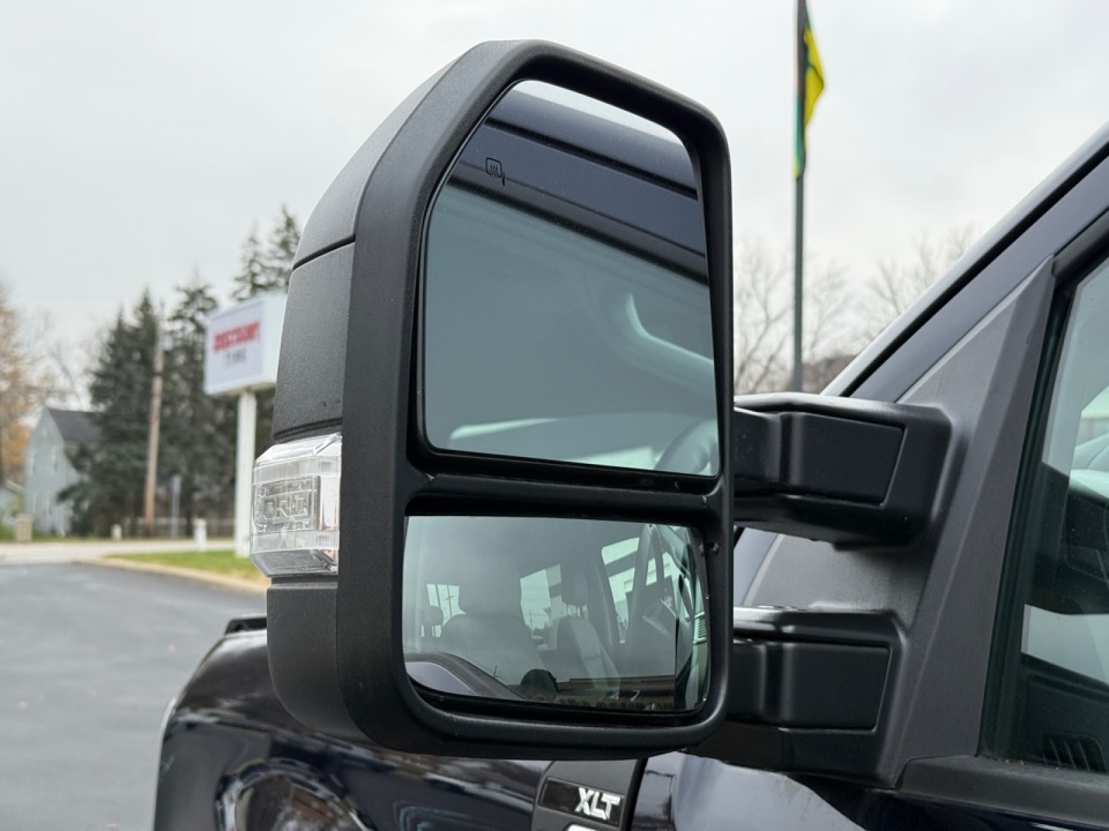 2025 Ford F-350 XLT, 39193, Photo