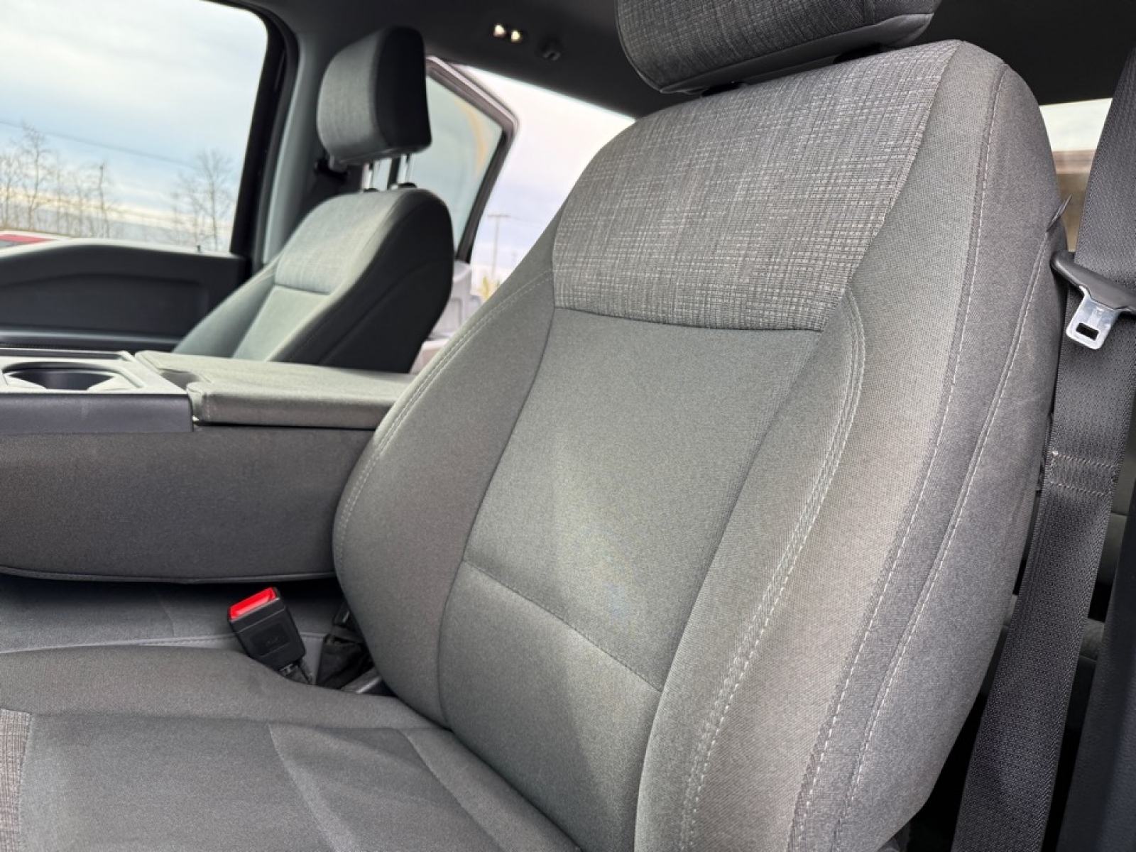 2025 Ford F-350 XLT, 39194, Photo