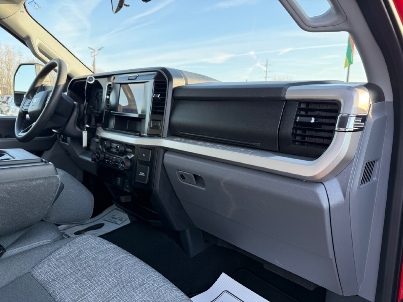 2025 Ford F-350 XLT, 39329, Photo