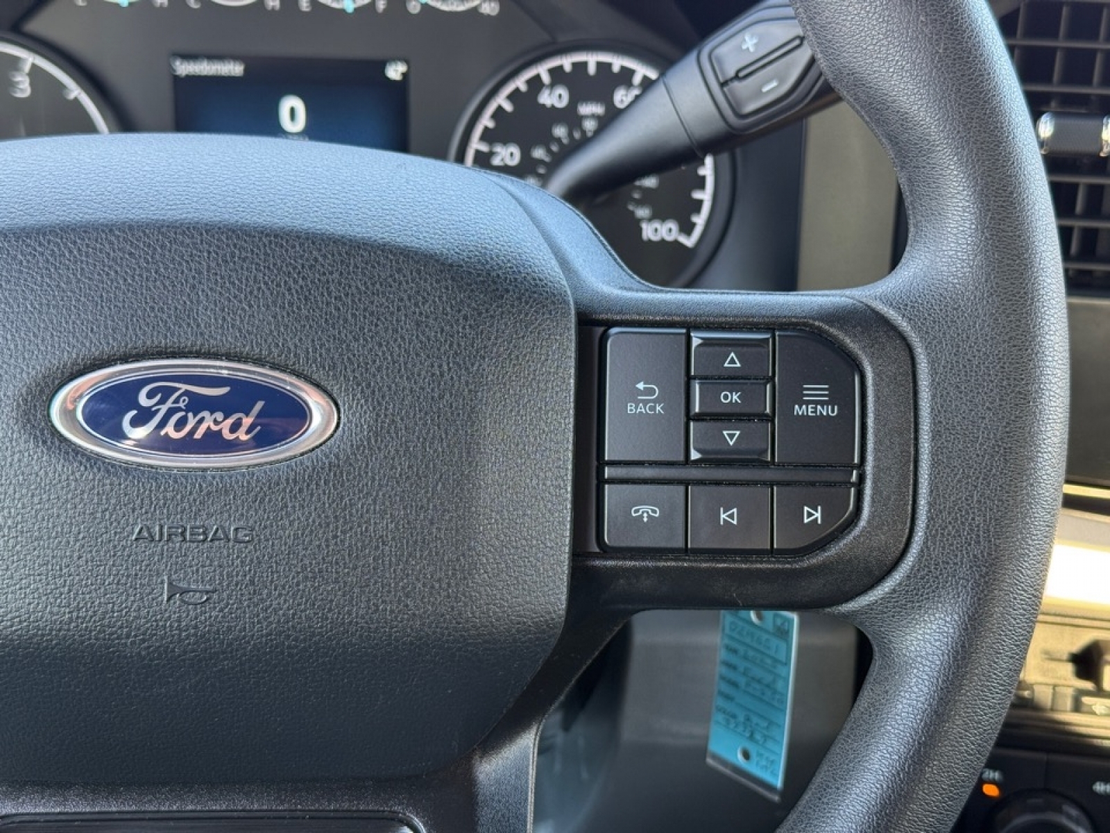 2025 Ford F-350 XLT, 39329, Photo