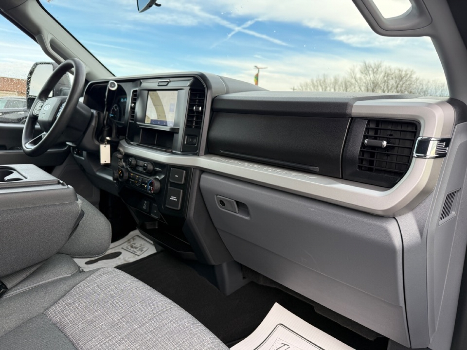 2025 Ford F-350 XLT, 39381, Photo