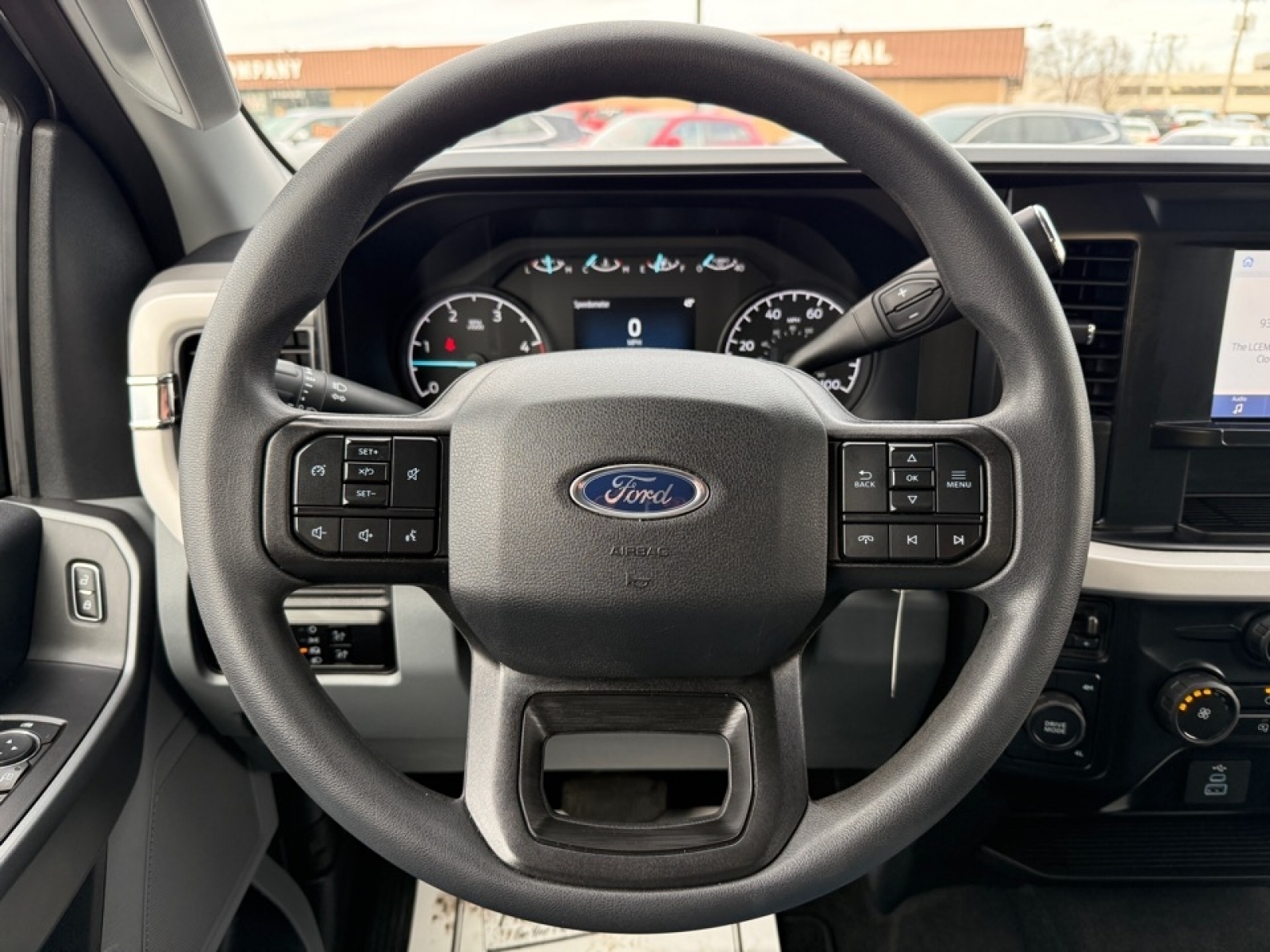 2025 Ford F-350 XLT, 39381, Photo